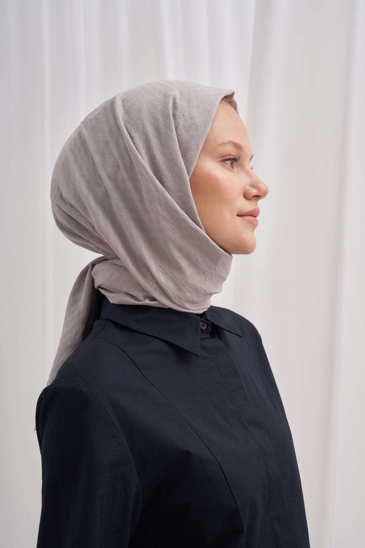 SQUARE PATTERN MODAL JACQUARD