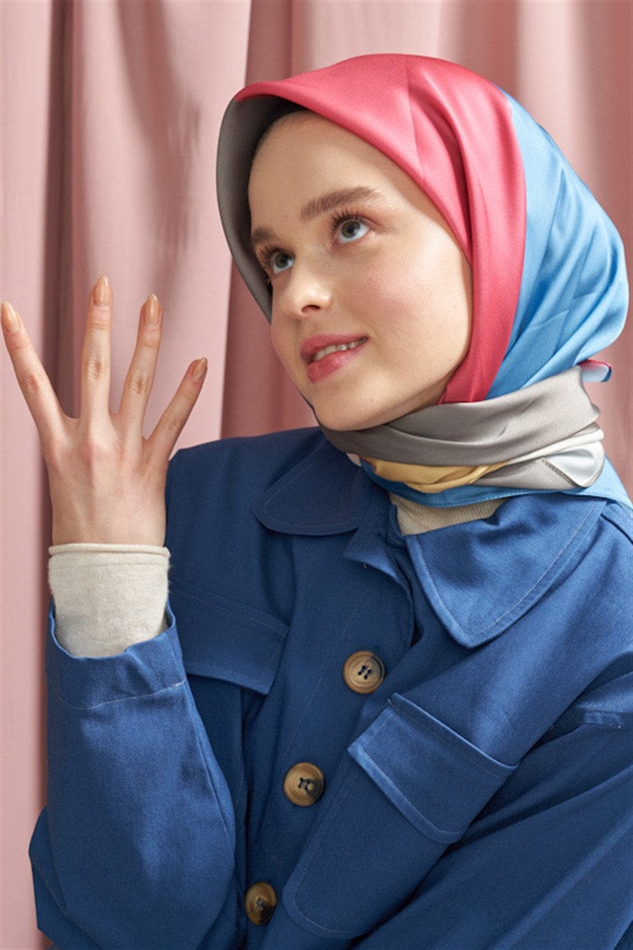 4-color-versatile-twill-square-scarf-1892.jpg