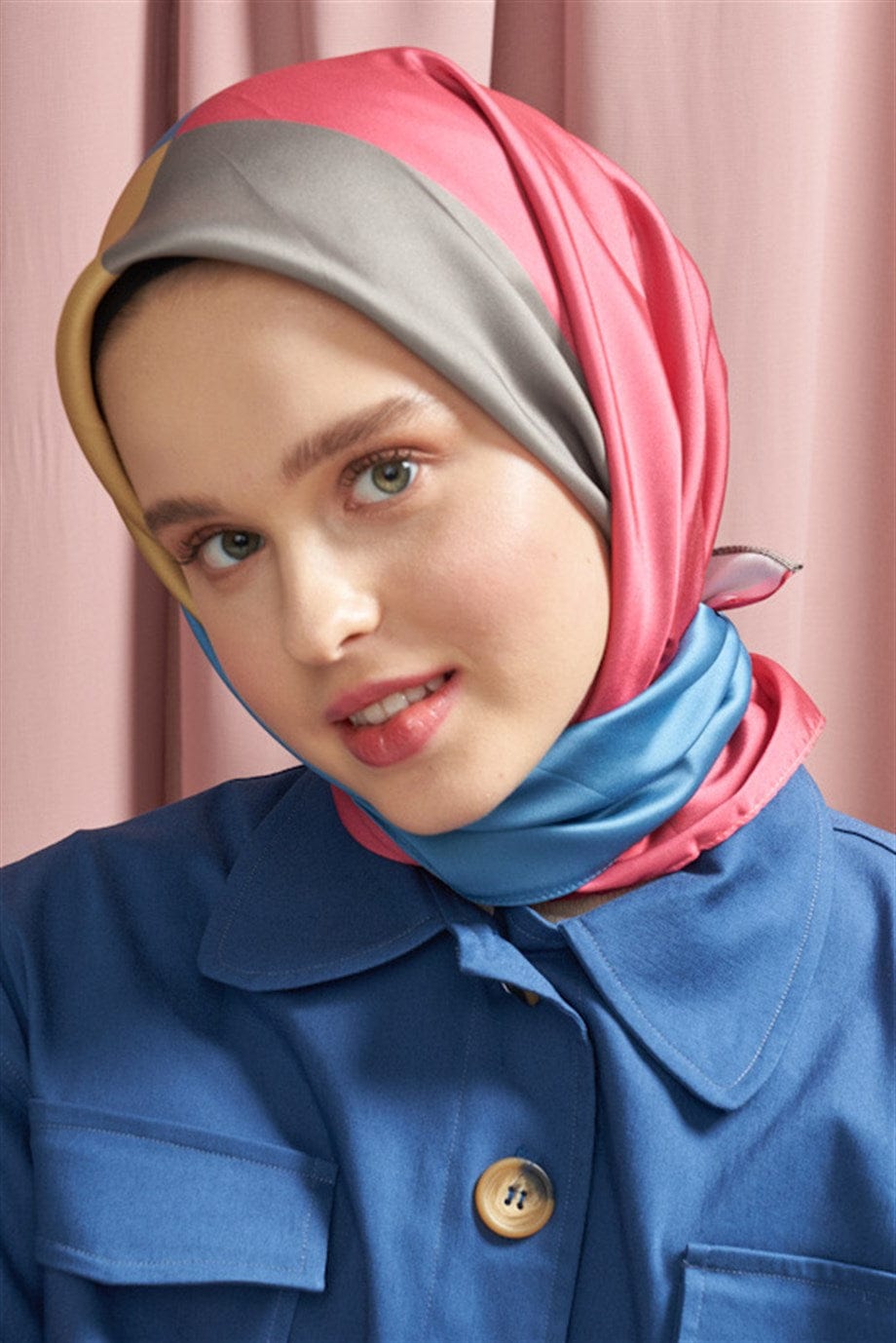 4 Color Versatile Twill Square Scarf