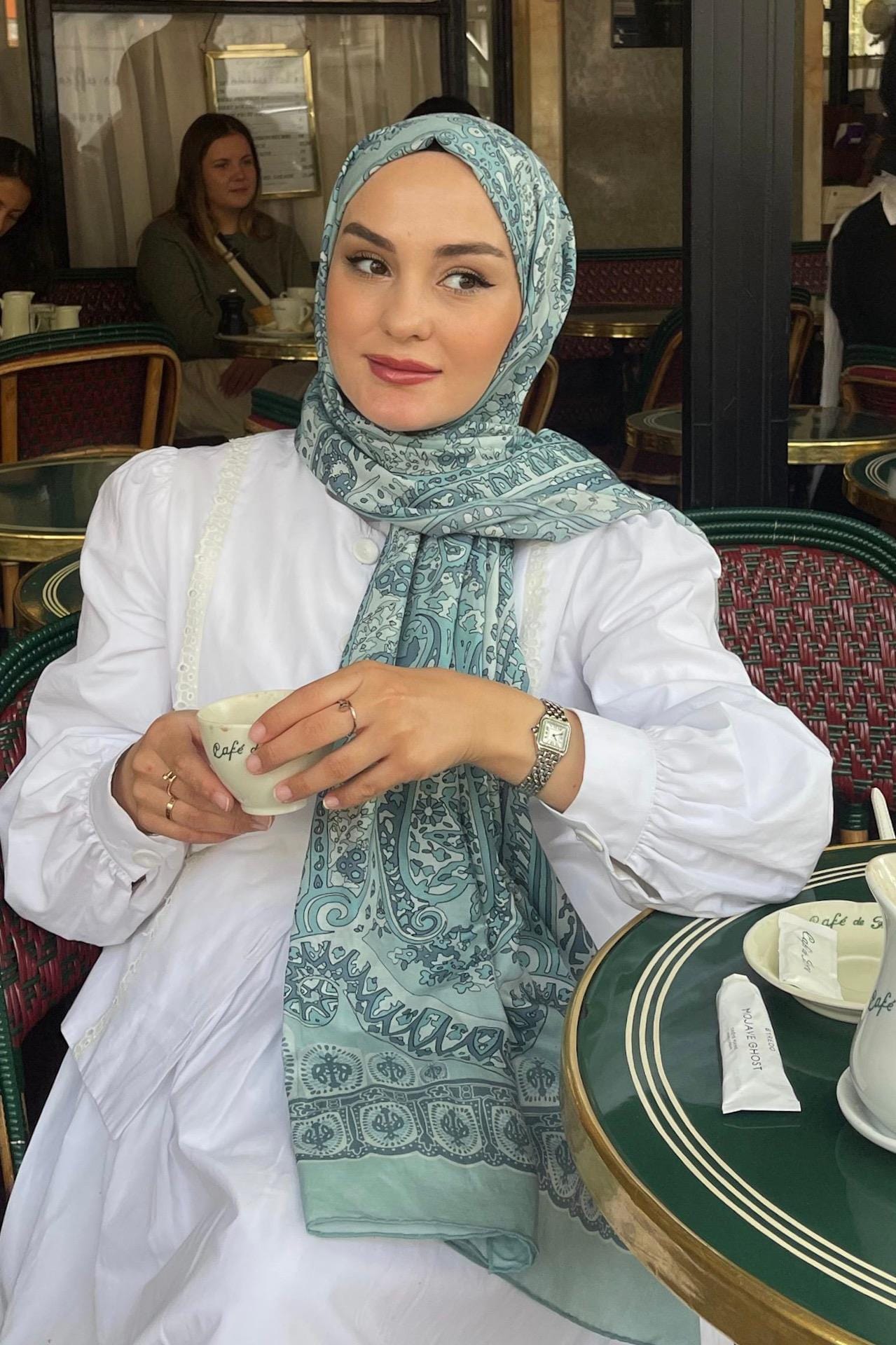 aleyna-s-choice-hues-comfy-silk-scarf-blue-3328.jpg