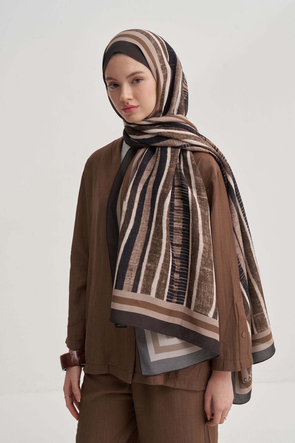 Arden Vela Viscose Scarf Dark Brown