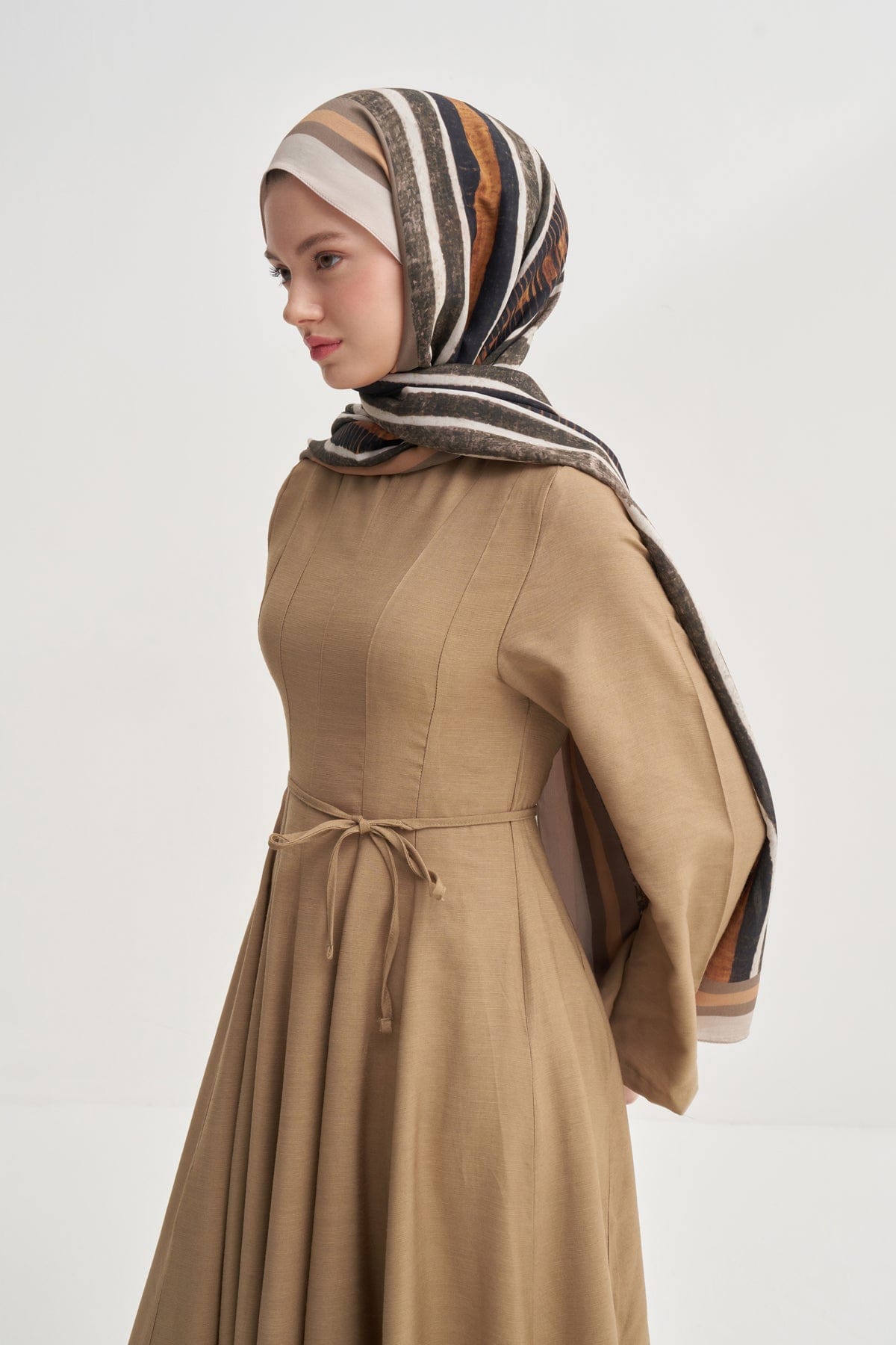 arden-vela-viscose-scarf-mink-3638.jpg
