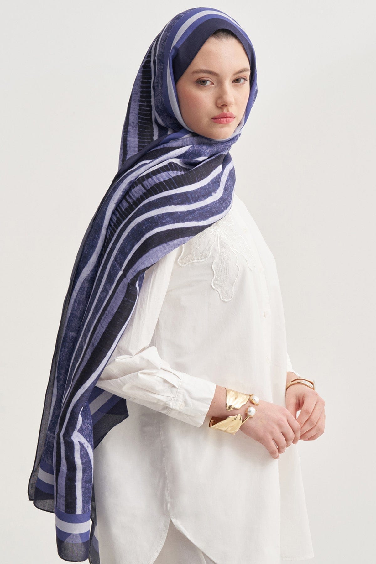 arden-vela-viscose-scarf-purple-blue-3630.jpg