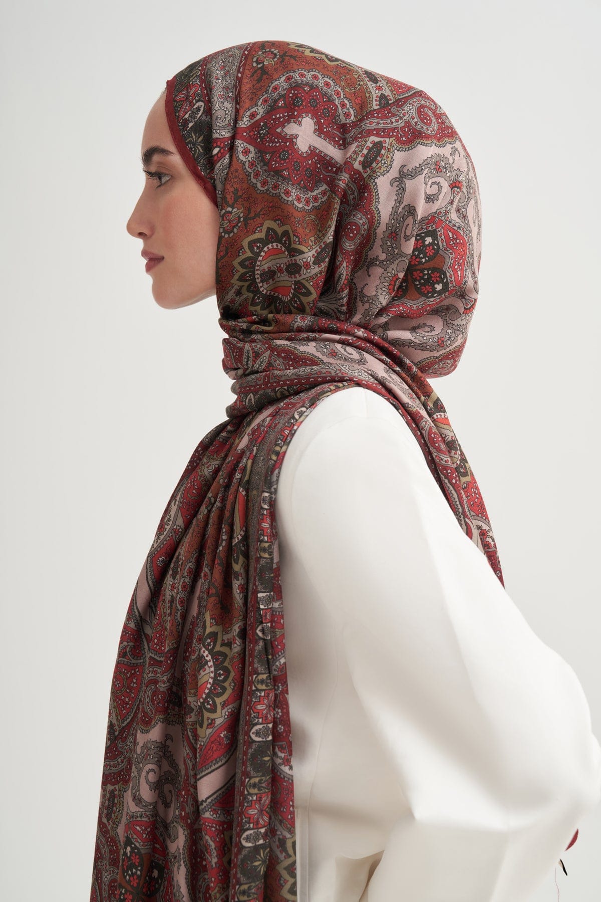 Aria Incira Viscose Scarf Reddish