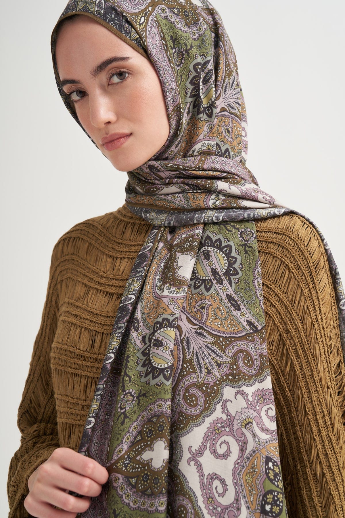 Aria Incira Viscose Scarf Soft Green