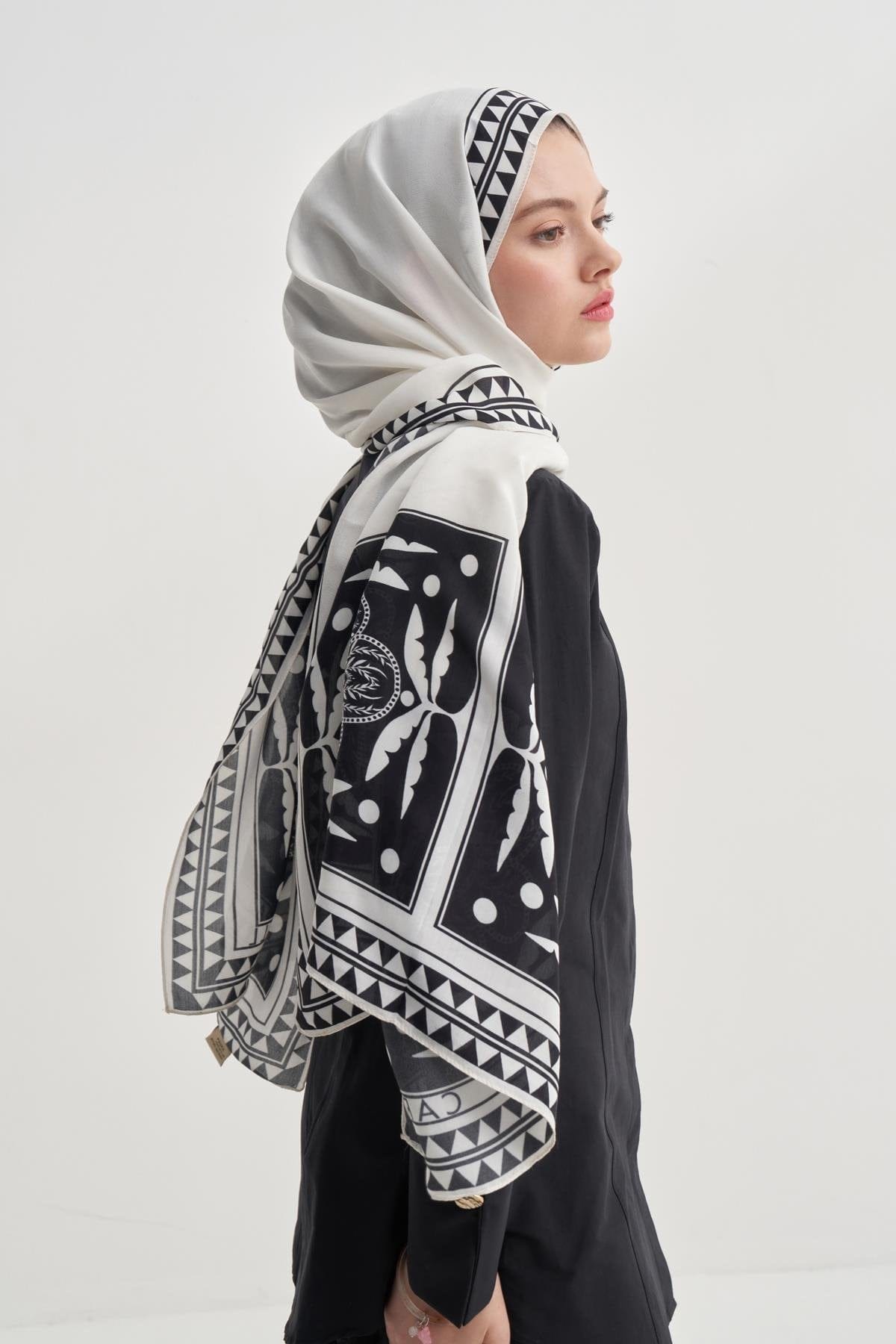 atlas-monogram-viscose-scarf-ecru-1413.jpg