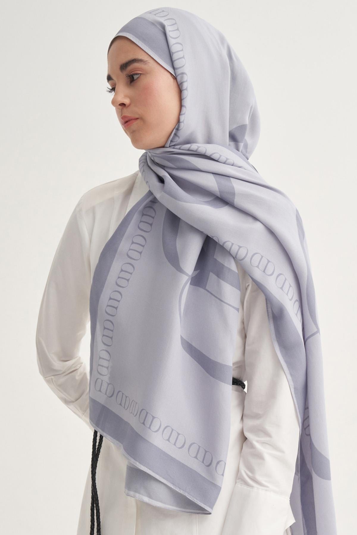aura-monogram-viscose-scarf-smoky-1474_2ec8629a-5633-4881-803c-8ba080542926.jpg