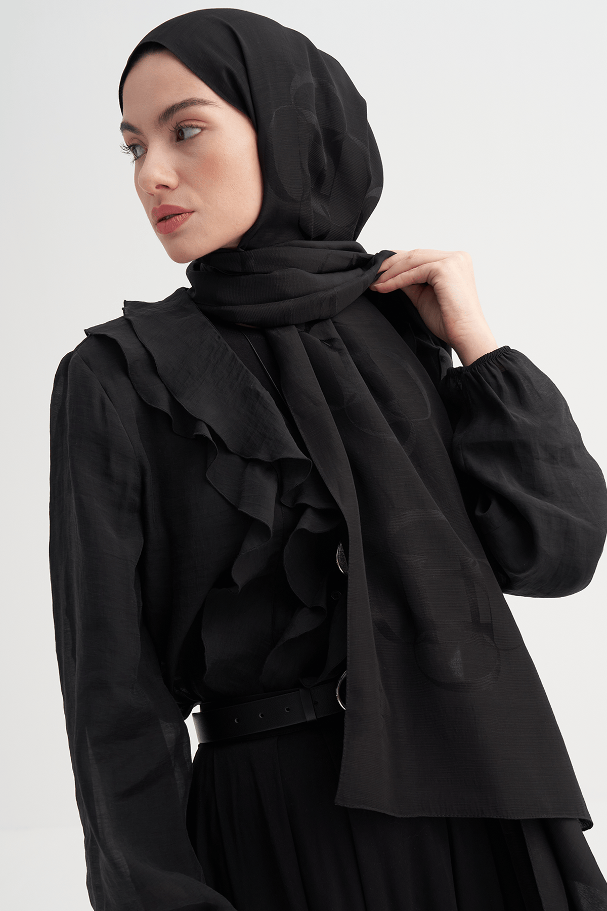 Aura Pattern Rina Viscose Scarf Black