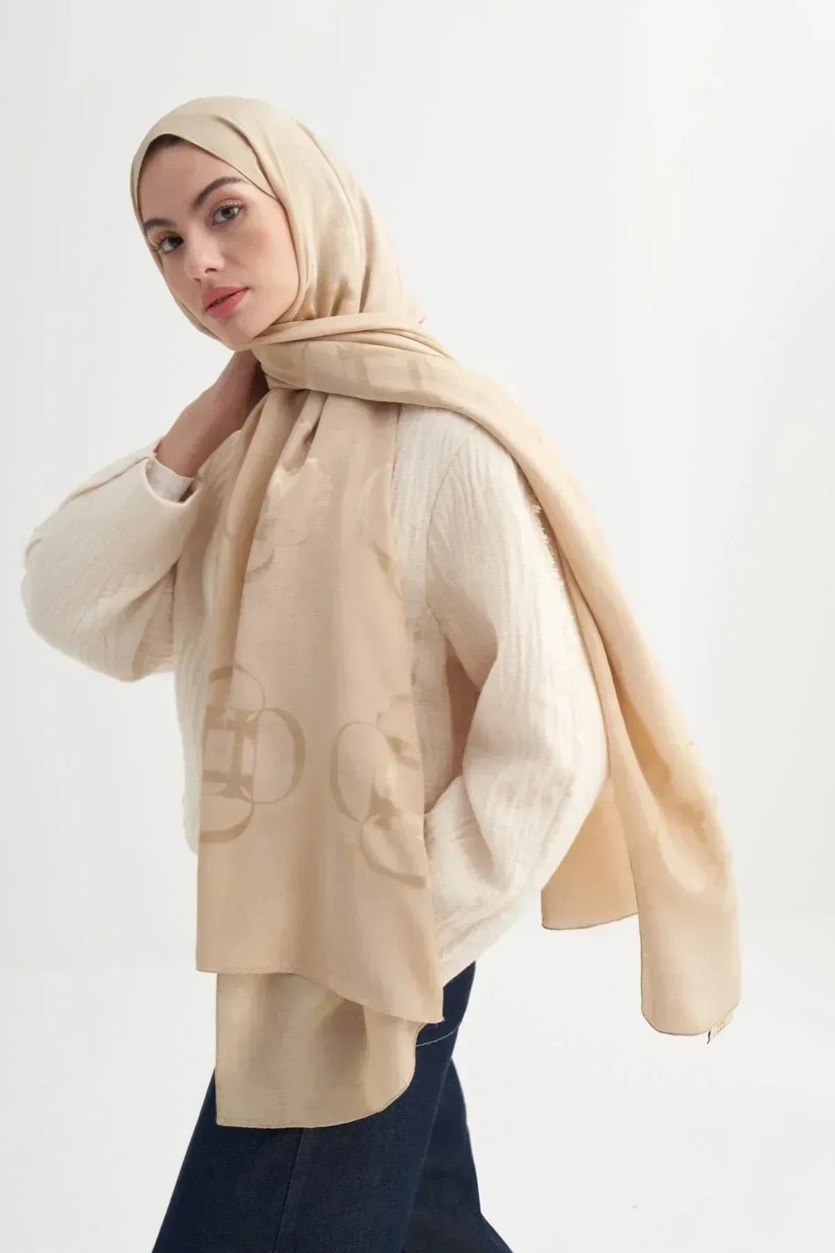 aura-pattern-rina-viscose-scarf-camel-4738 - Carell Hijab
