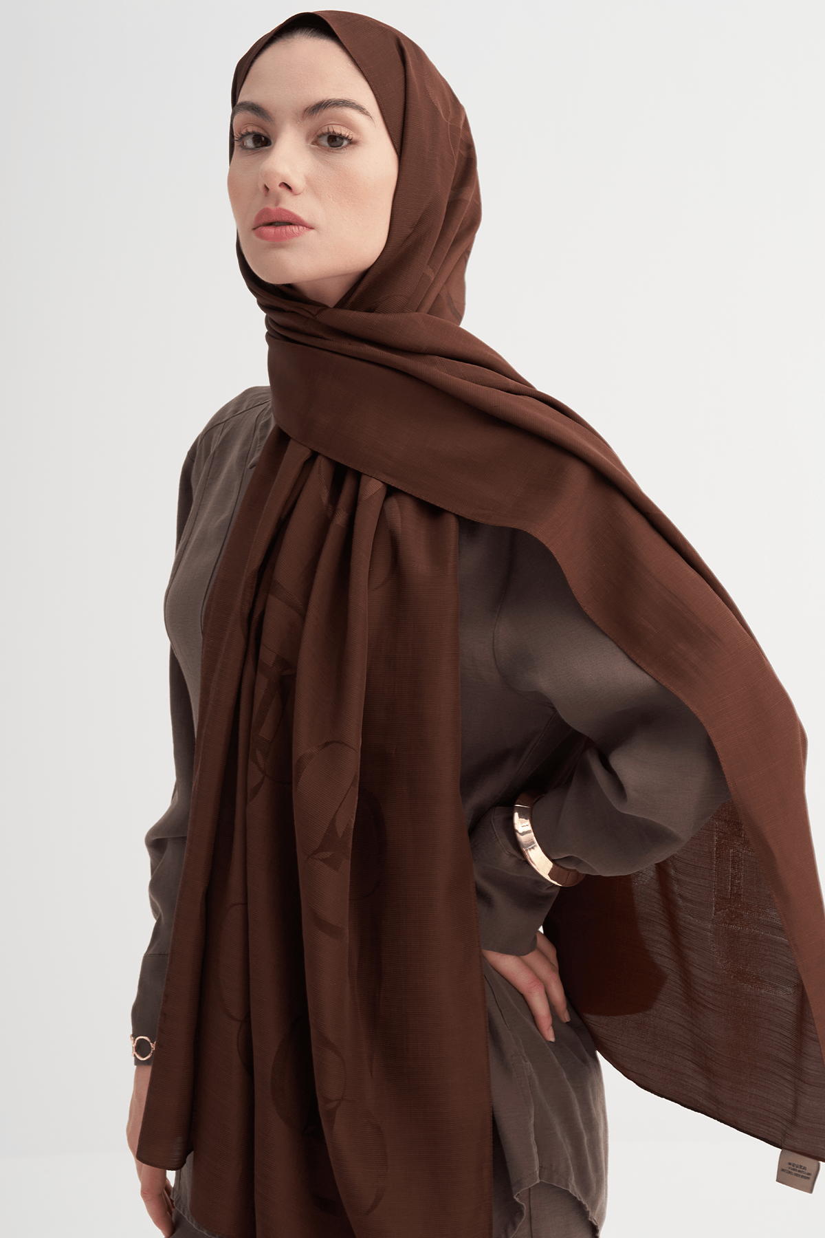 Aura Pattern Rina Viscose Scarf Dark Brown