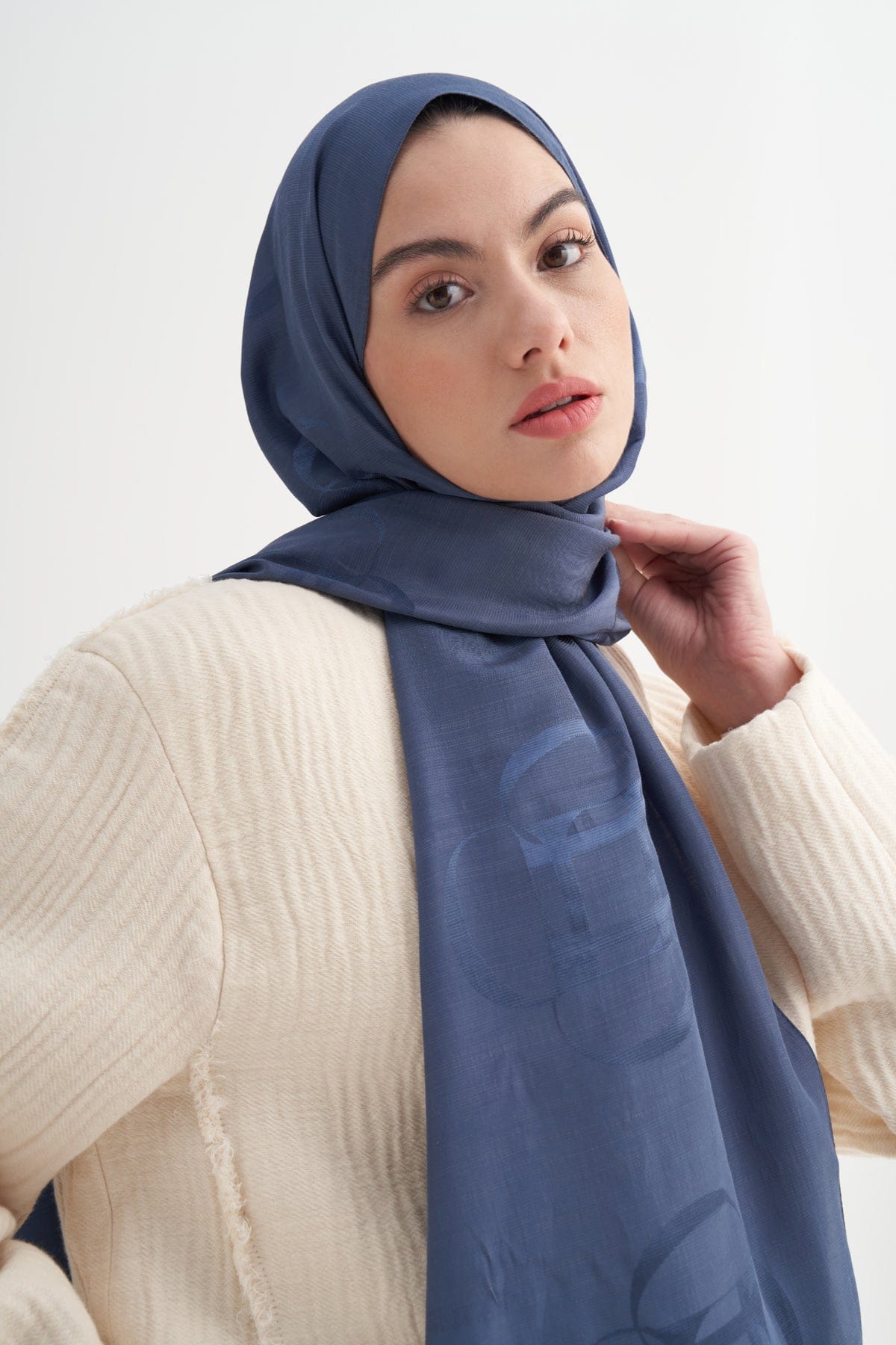 Aura Pattern Rina Viscose Scarf Denim Blue