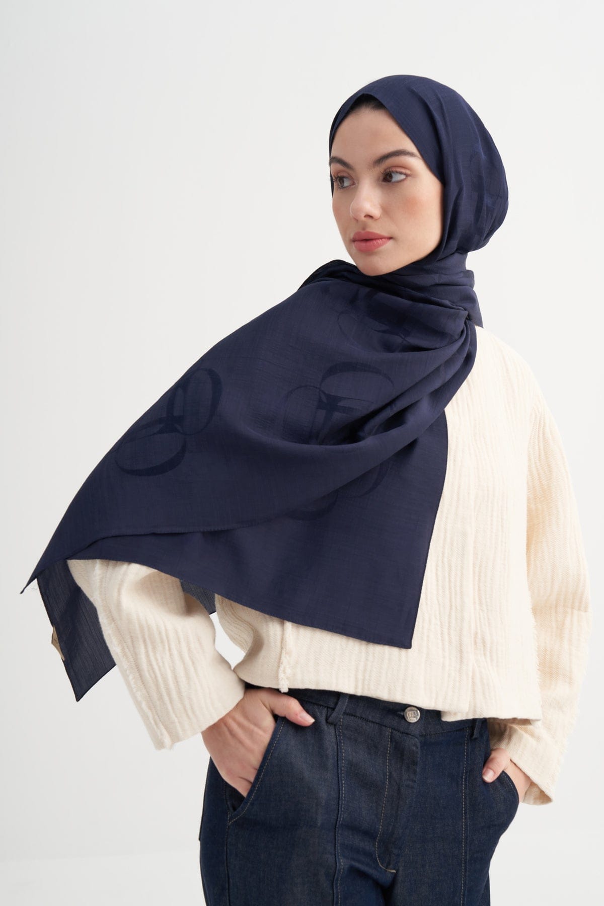 Aura Pattern Rina Viscose Scarf Navy Blue