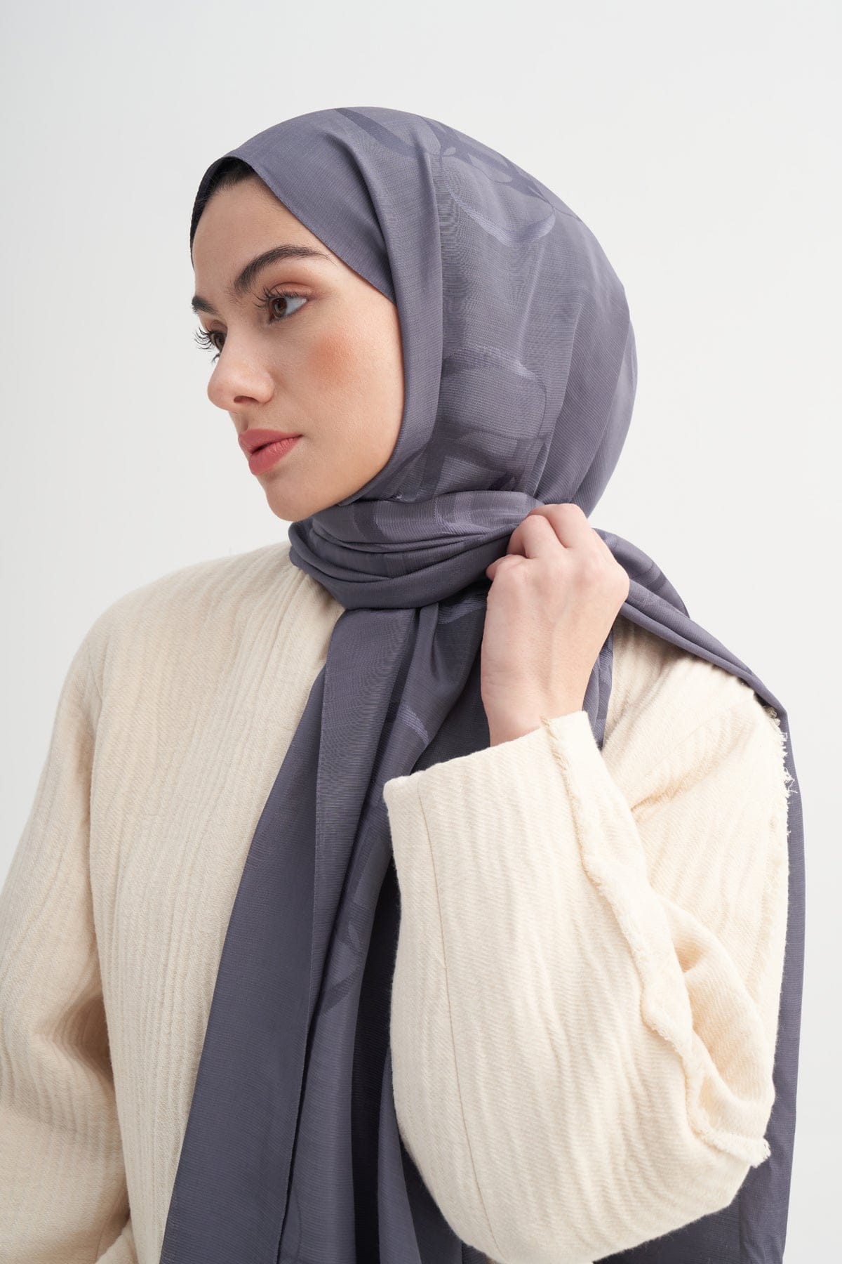 Aura Pattern Rina Viscose Scarf Smoky