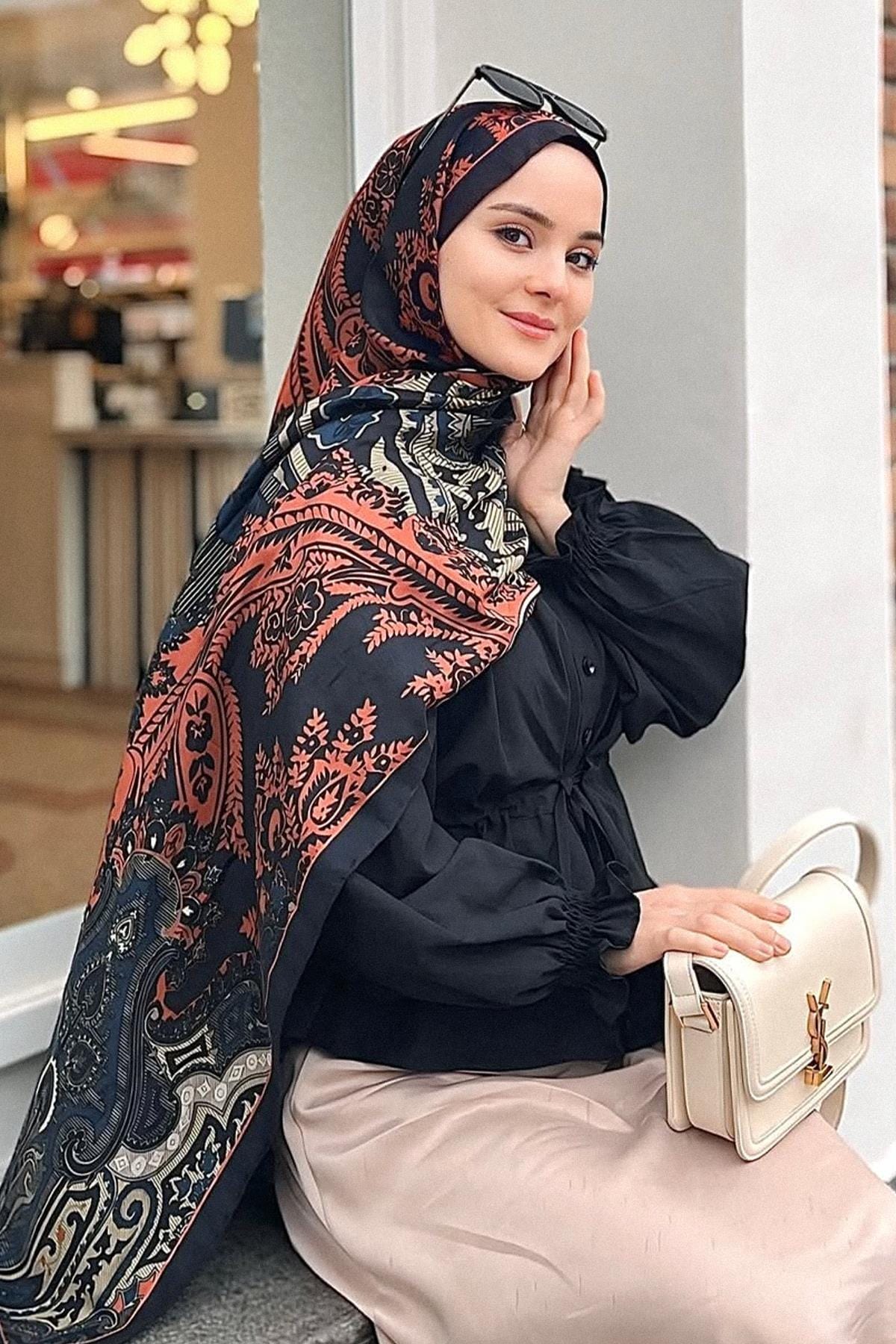 betul-bayrak-s-choice-is-harmony-early-silk-scarf-tile-2753.jpg
