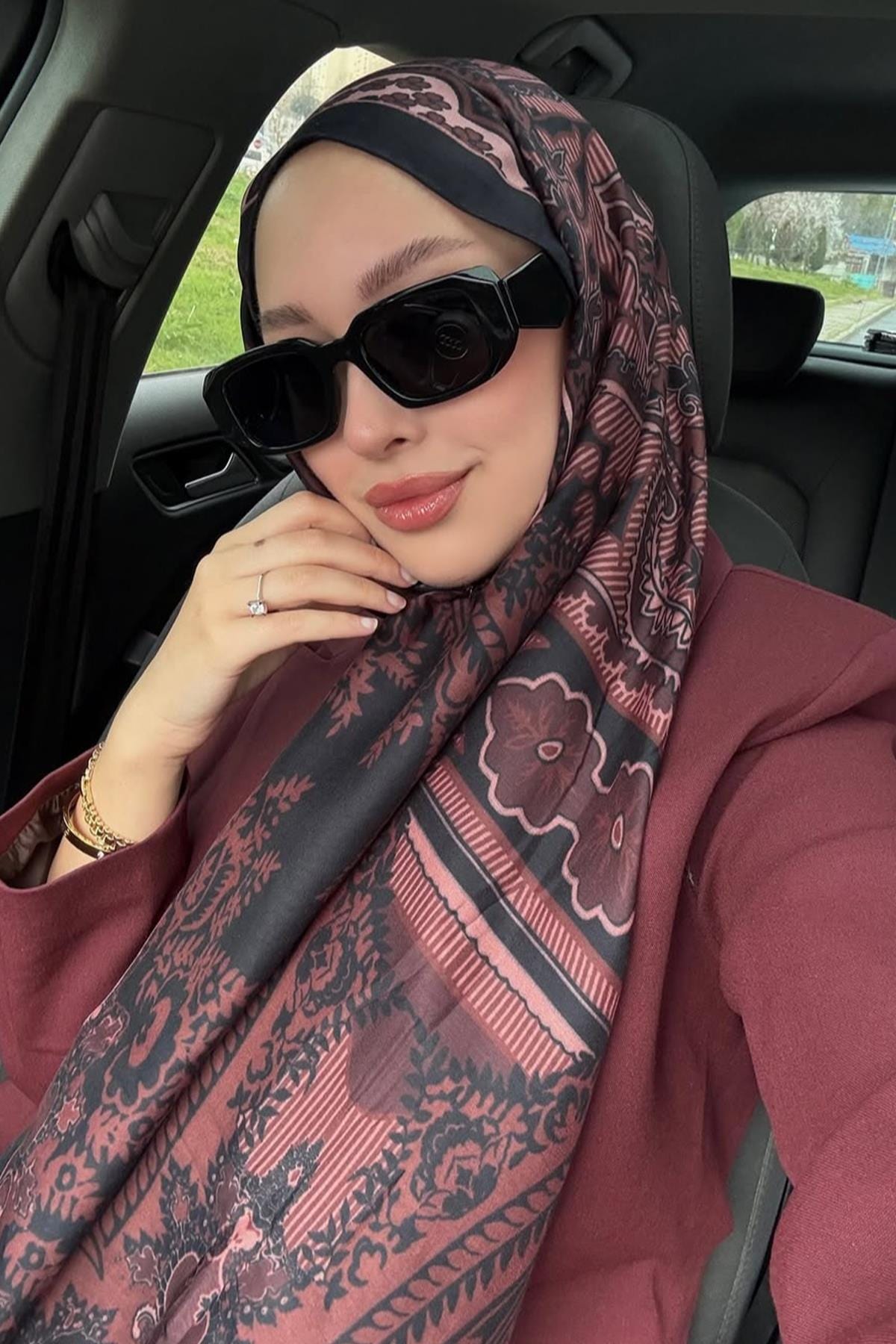 Betül's Choice Harmony Early Silk Scarf Damson