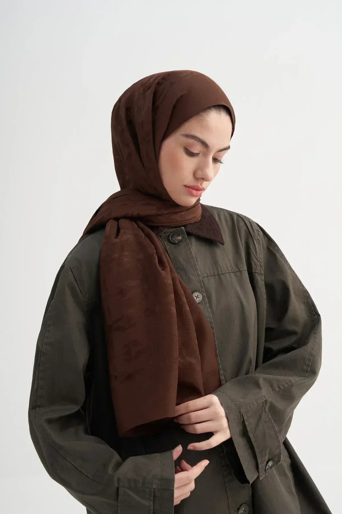 blok-pattern-rina-viscose-scarf-dark-brown-4653 - Carell Hijab