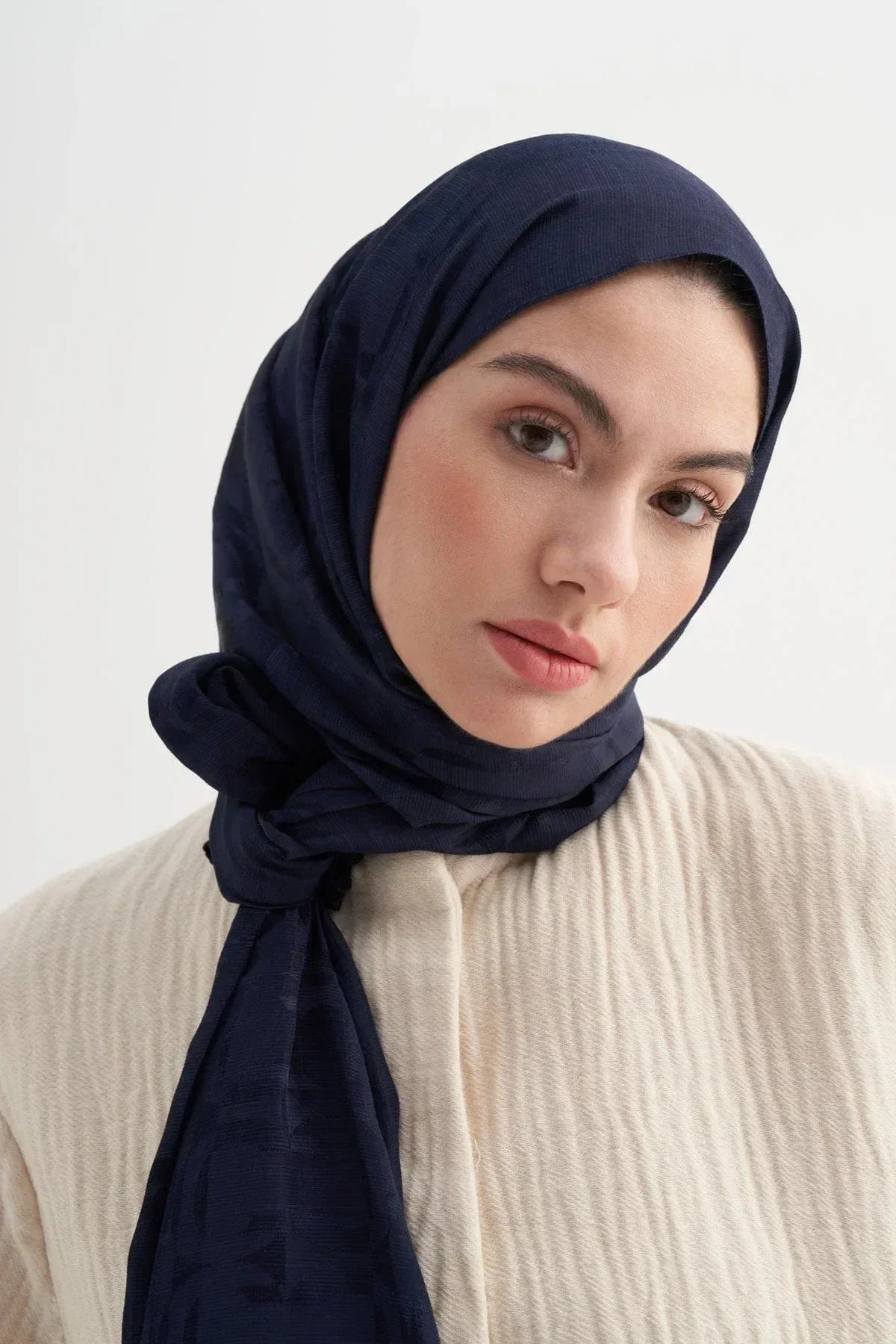 blok-pattern-rina-viscose-scarf-navy-blue-4690 - Carell Hijab