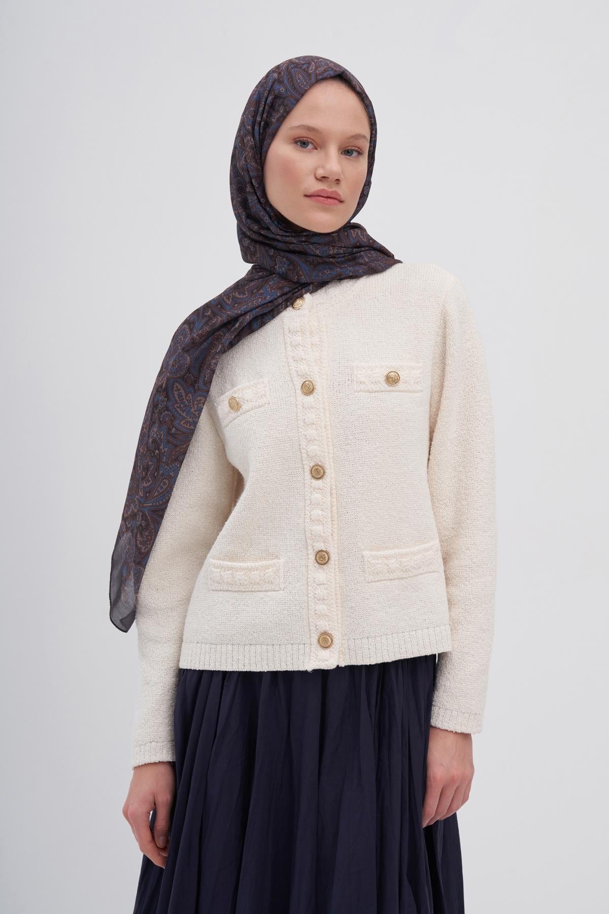bloom-nilla-cotton-scarf-brown-3291.jpg