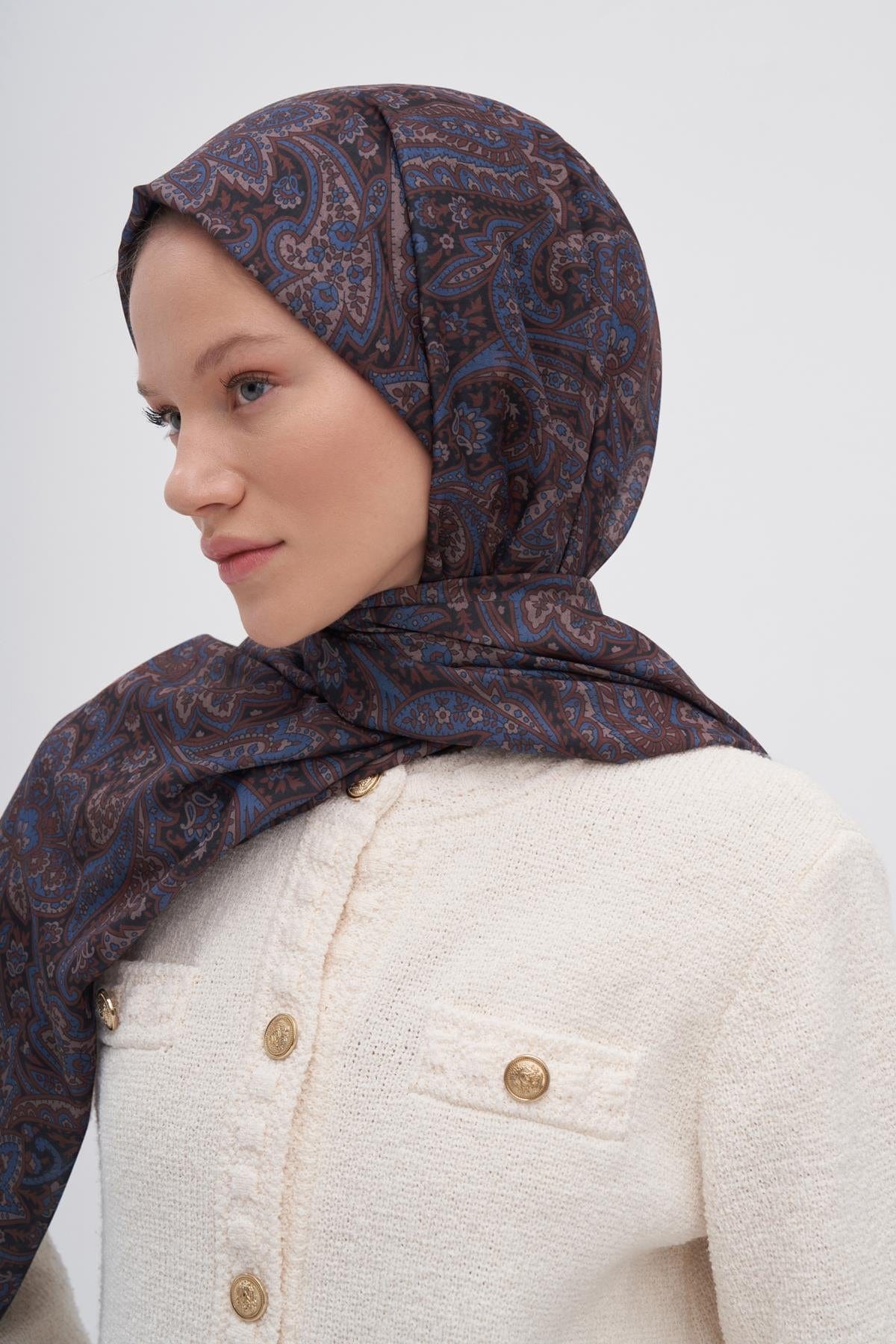 bloom-nilla-cotton-scarf-brown-3293.jpg