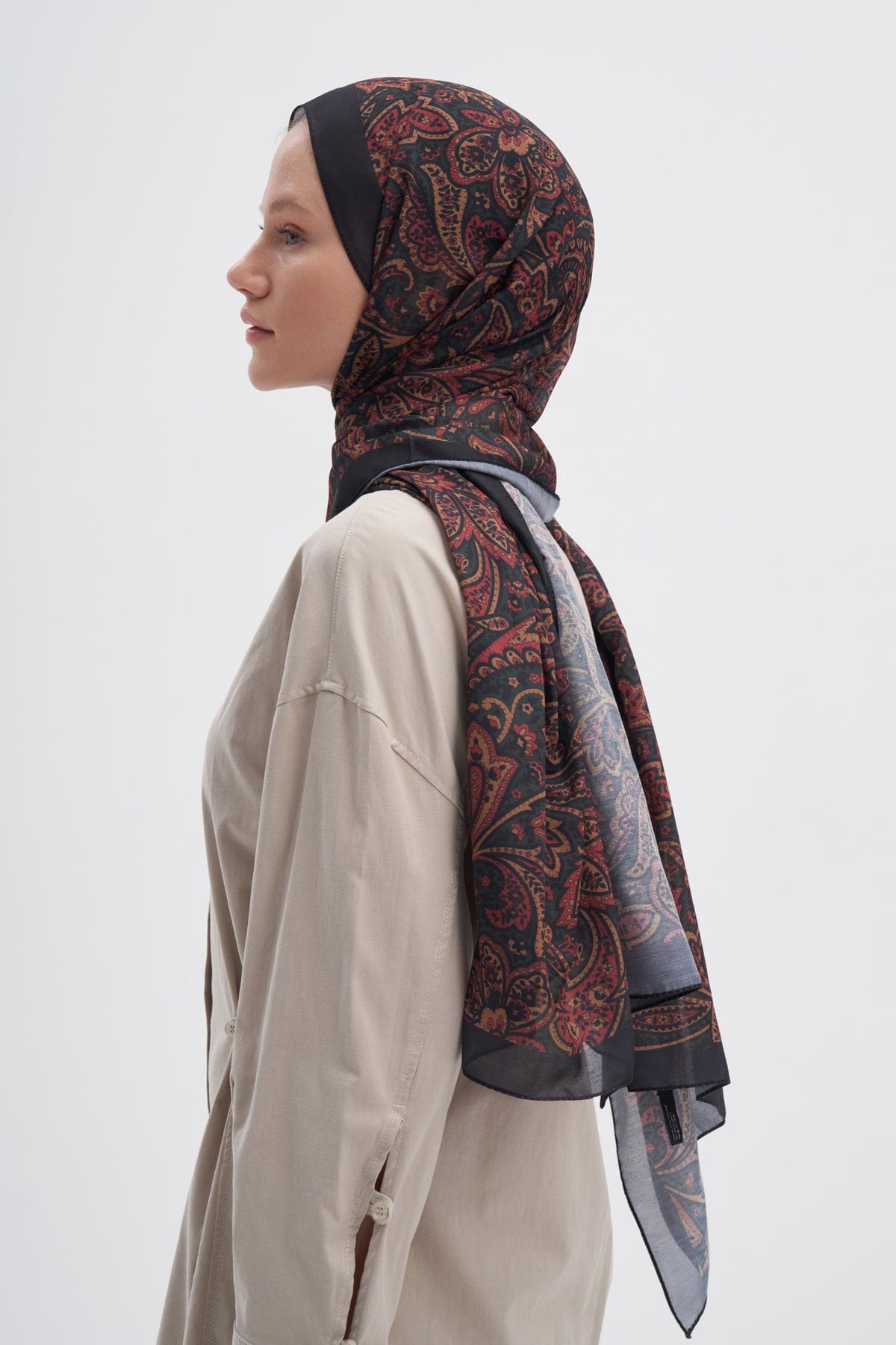Bloom Nilla Cotton Scarf Dark