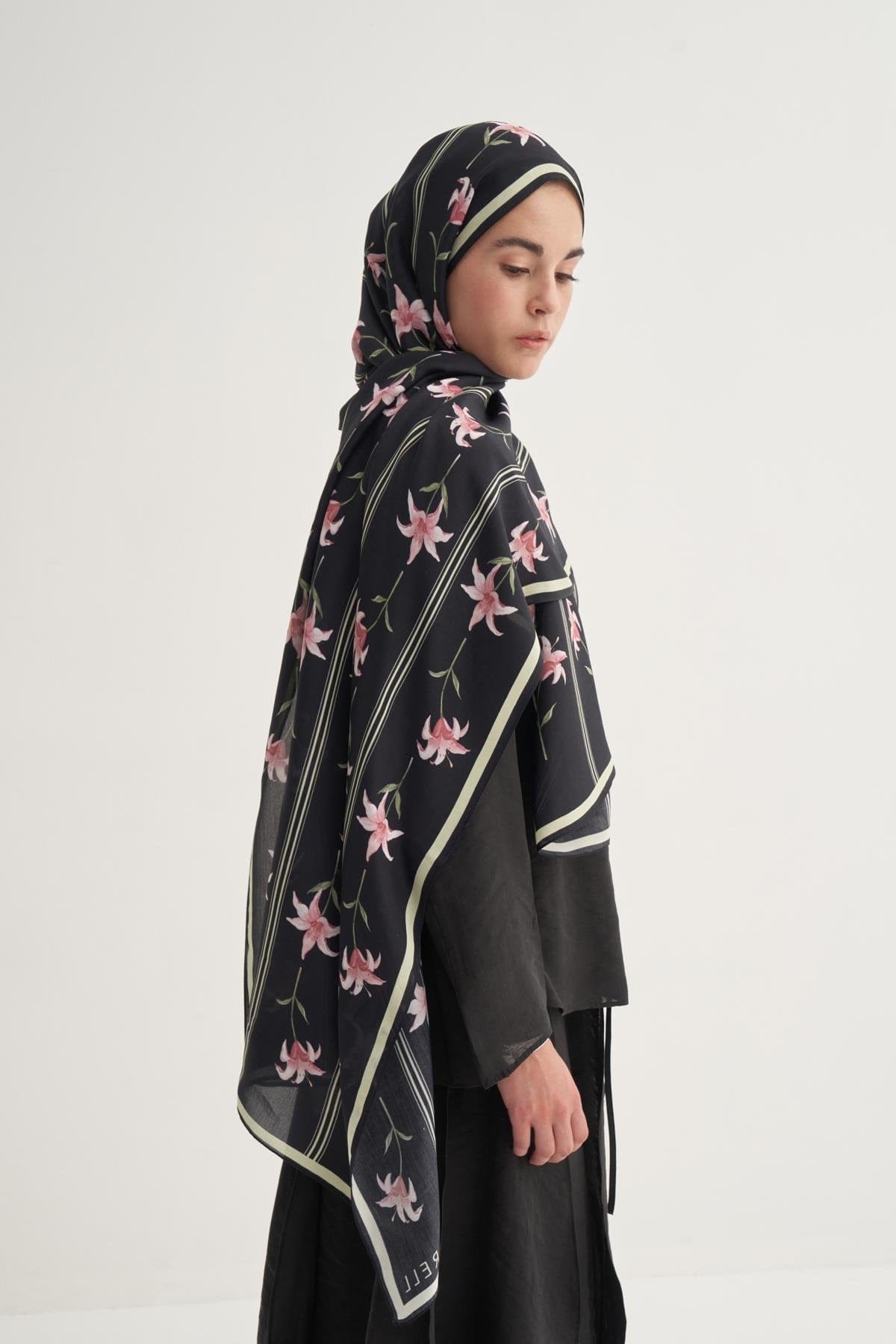 Blooming Flower Monogram Viscose Scarf Black