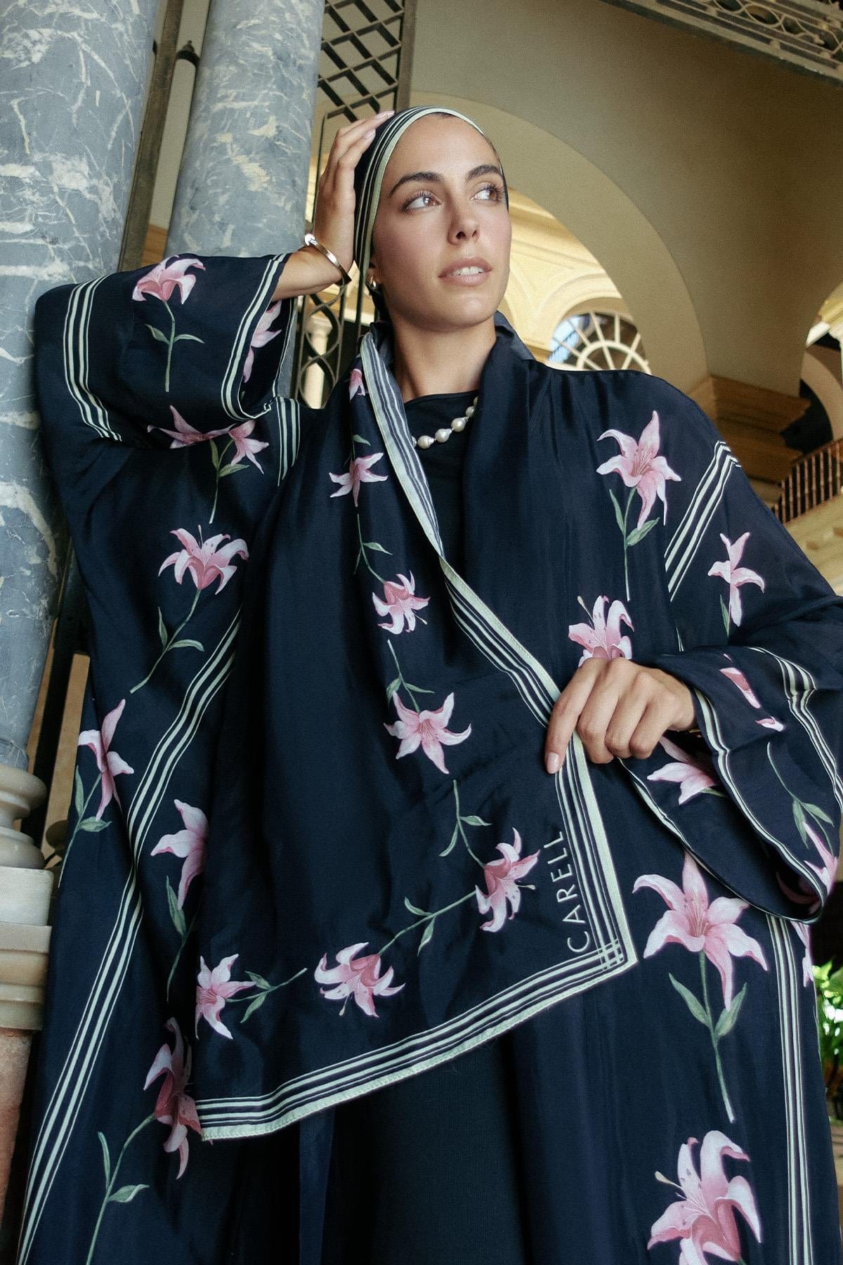 blooming-monogram-viscose-scarf-black-1046_ff5d691e-b8a2-4f95-add1-dc92945dacc4.jpg