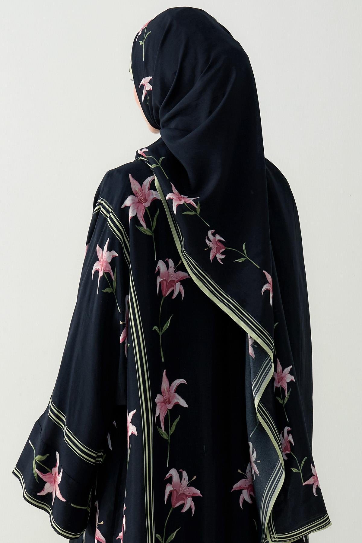 Blooming Monogram Viscose Scarf Black