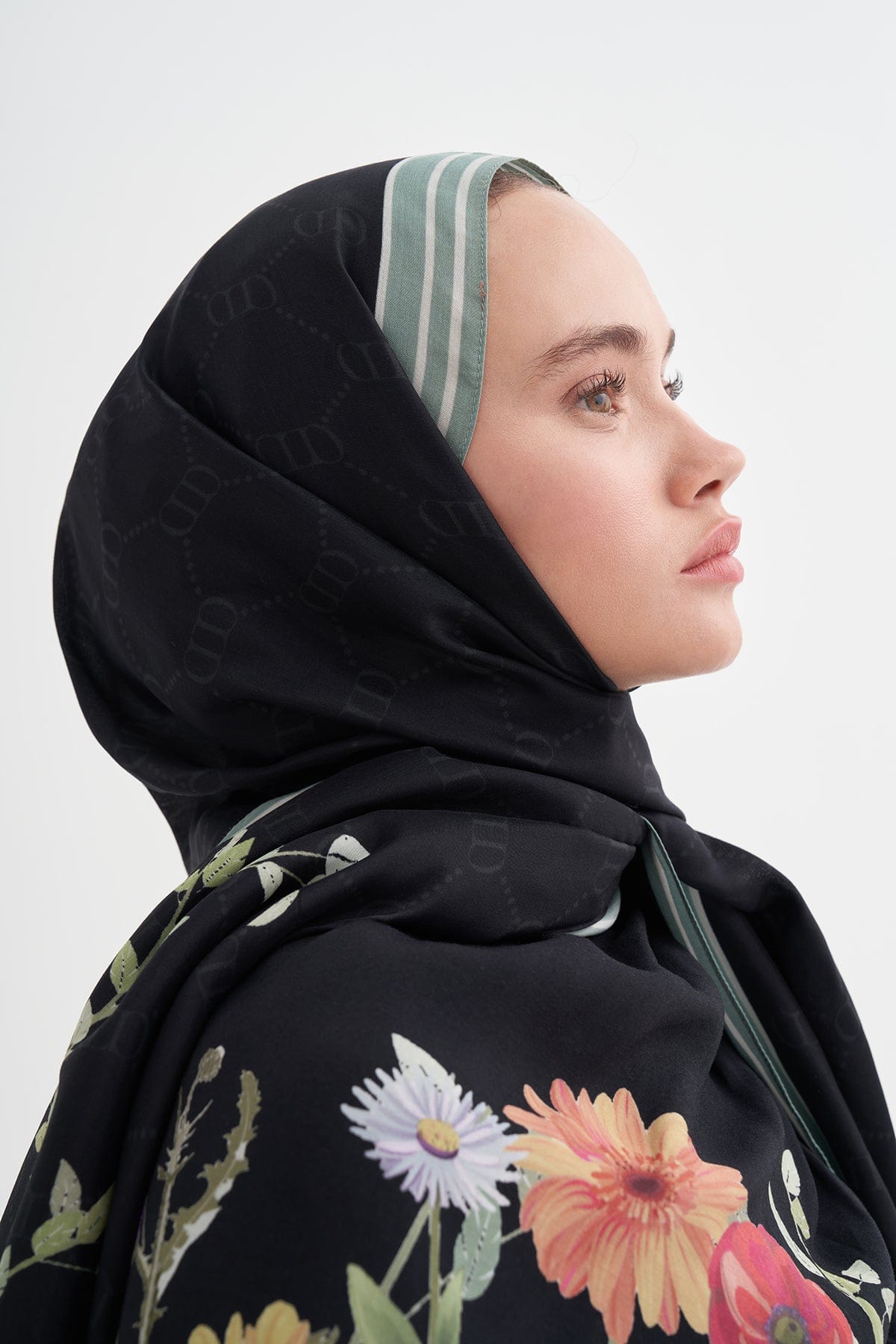 Blossom Monogram Viscose Scarf Black