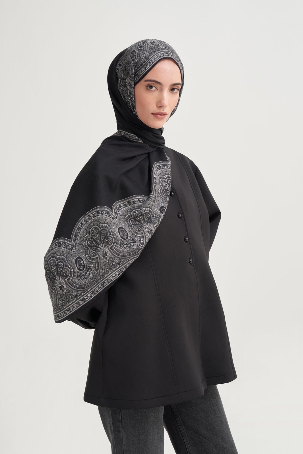 Breeze Incira Viscose Scarf Black