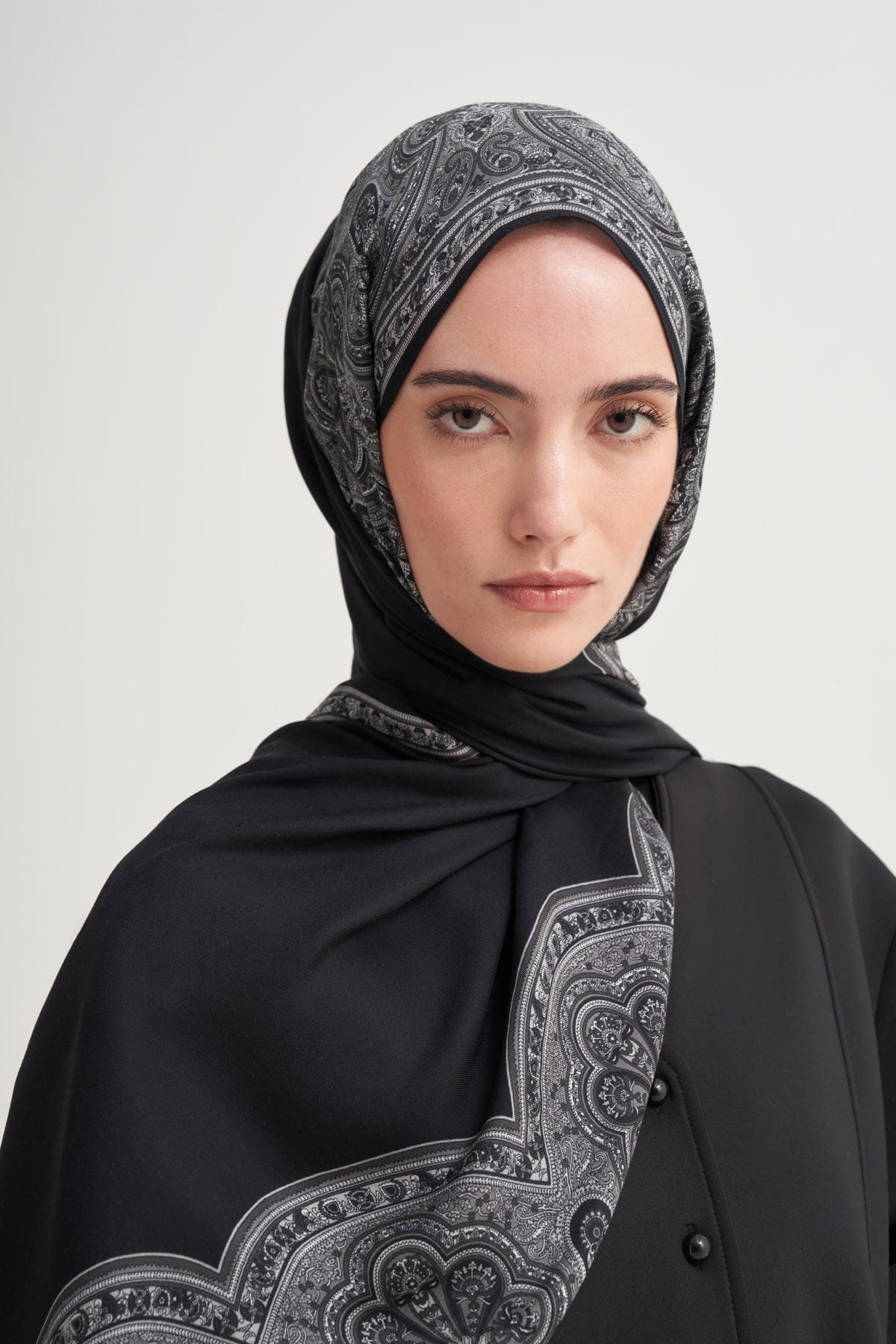 Breeze Incira Viscose Scarf Black