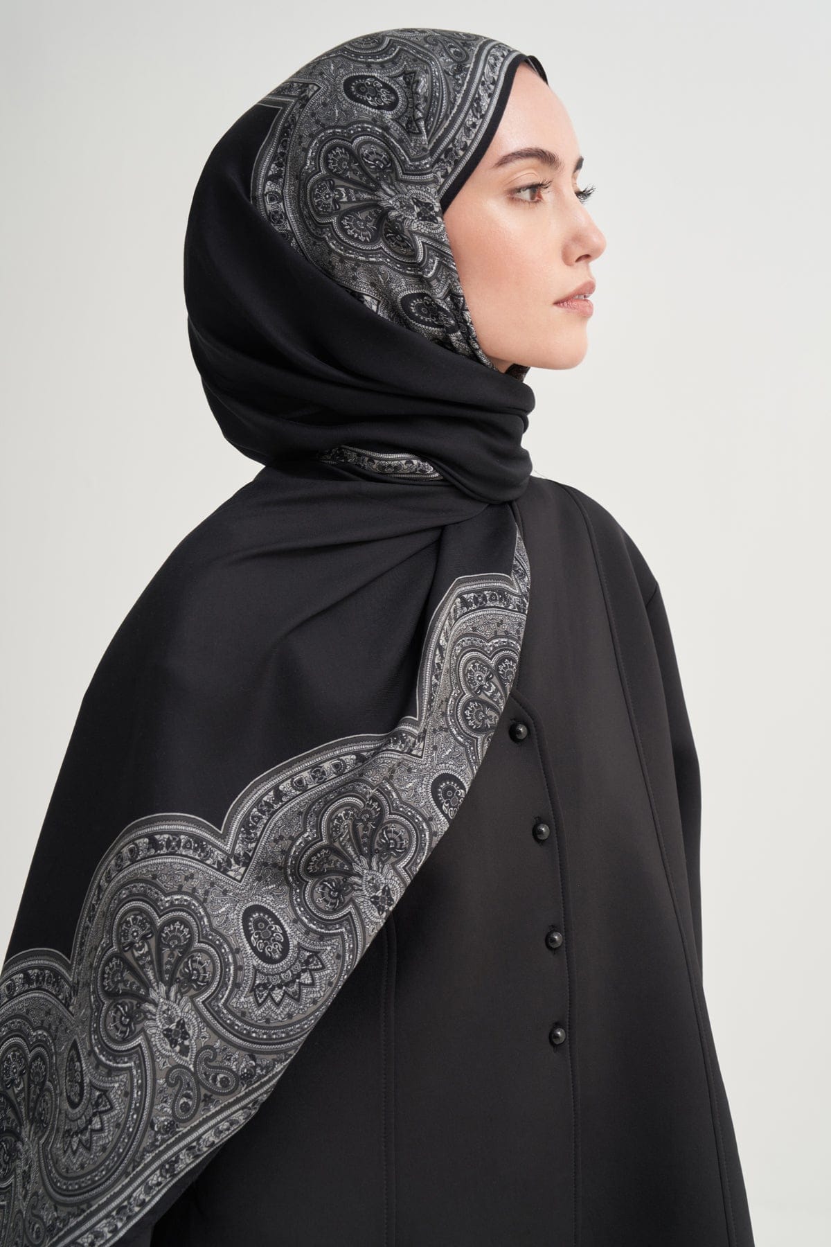 Breeze Incira Viscose Scarf Black