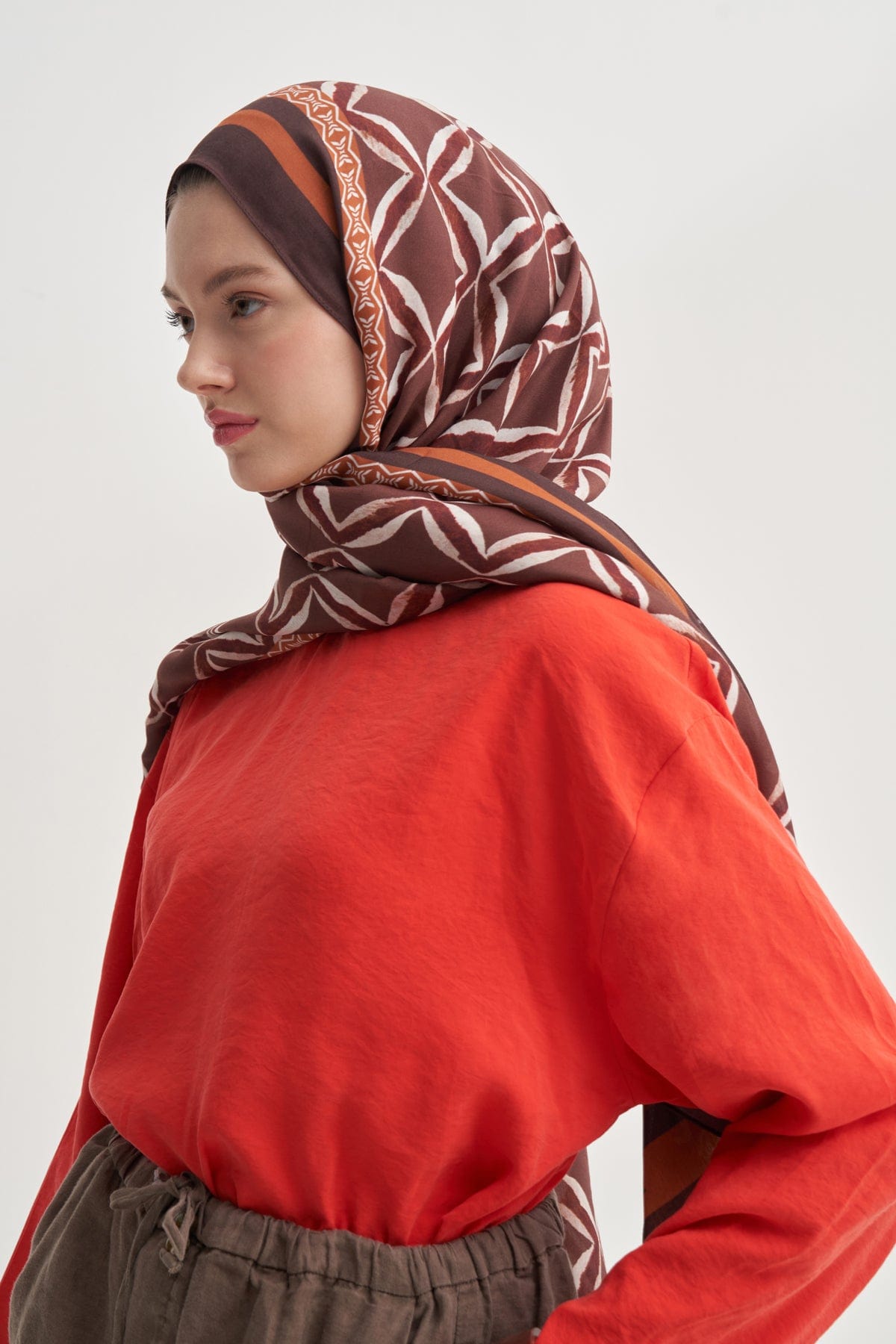 Velora Vela Viscose Scarf Tan