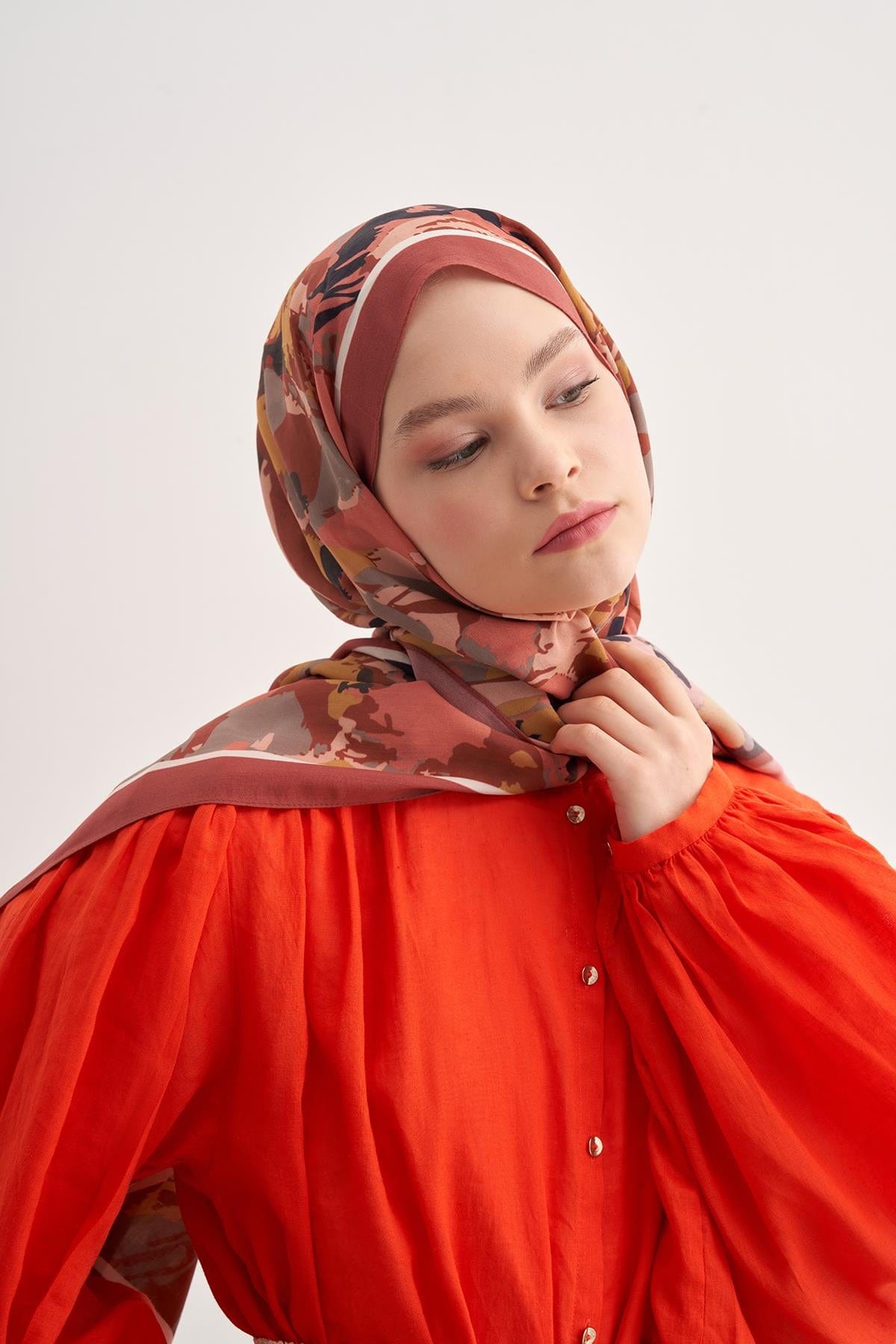 Brush Vela Viscose Scarf Dark Rose