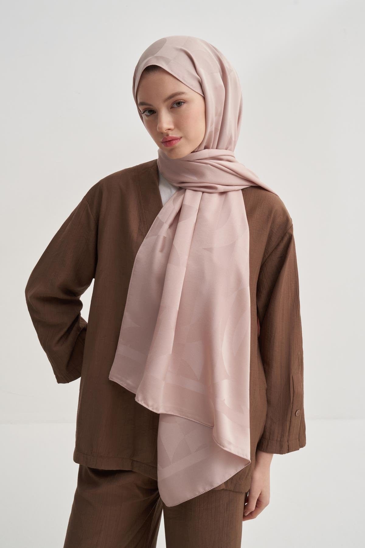 c-pattern-monogram-cotton-silk-scarf-beige-958.jpg