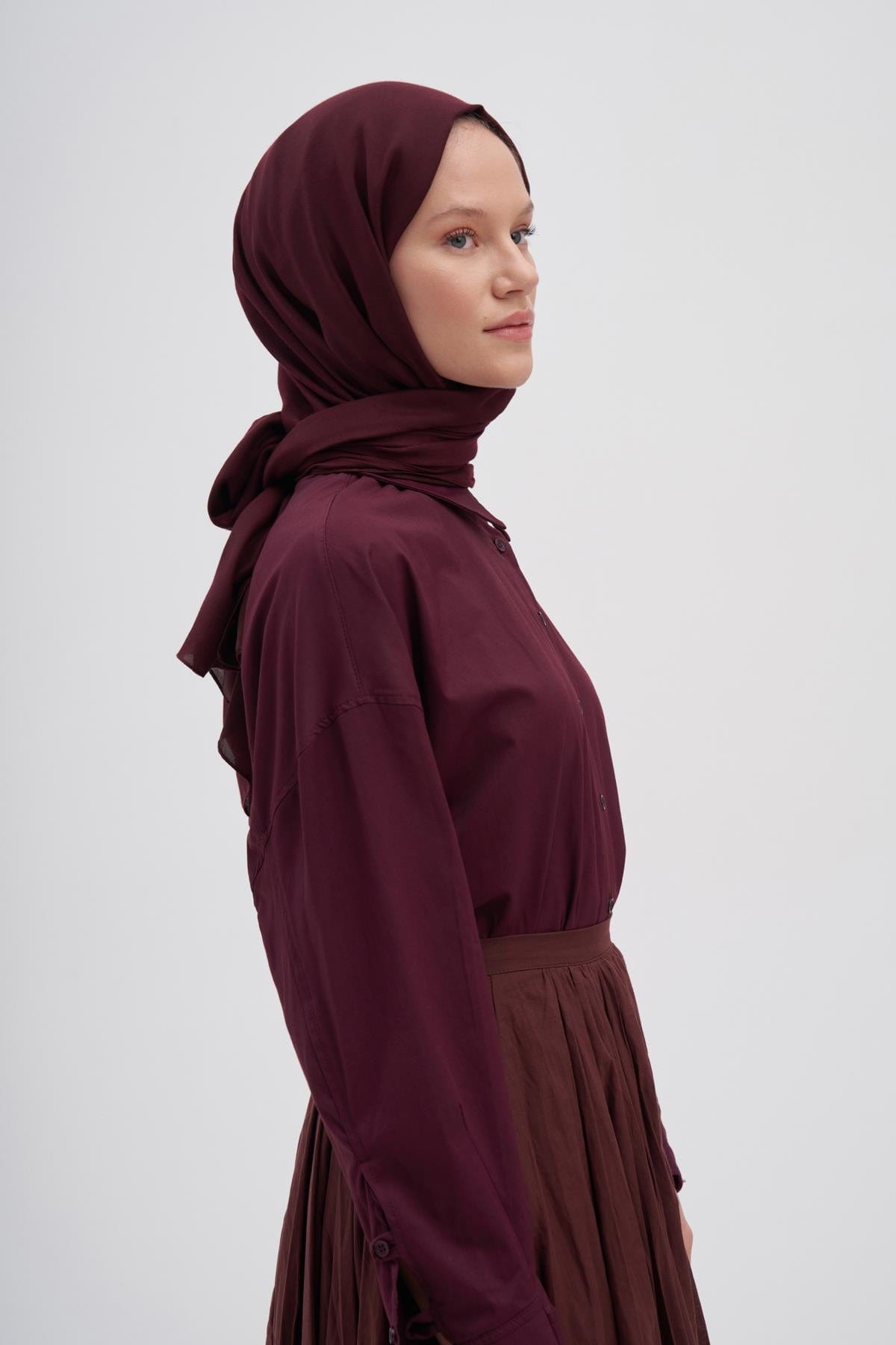 chantouk-reversible-silk-scarf-dark-burgundy-2599.jpg