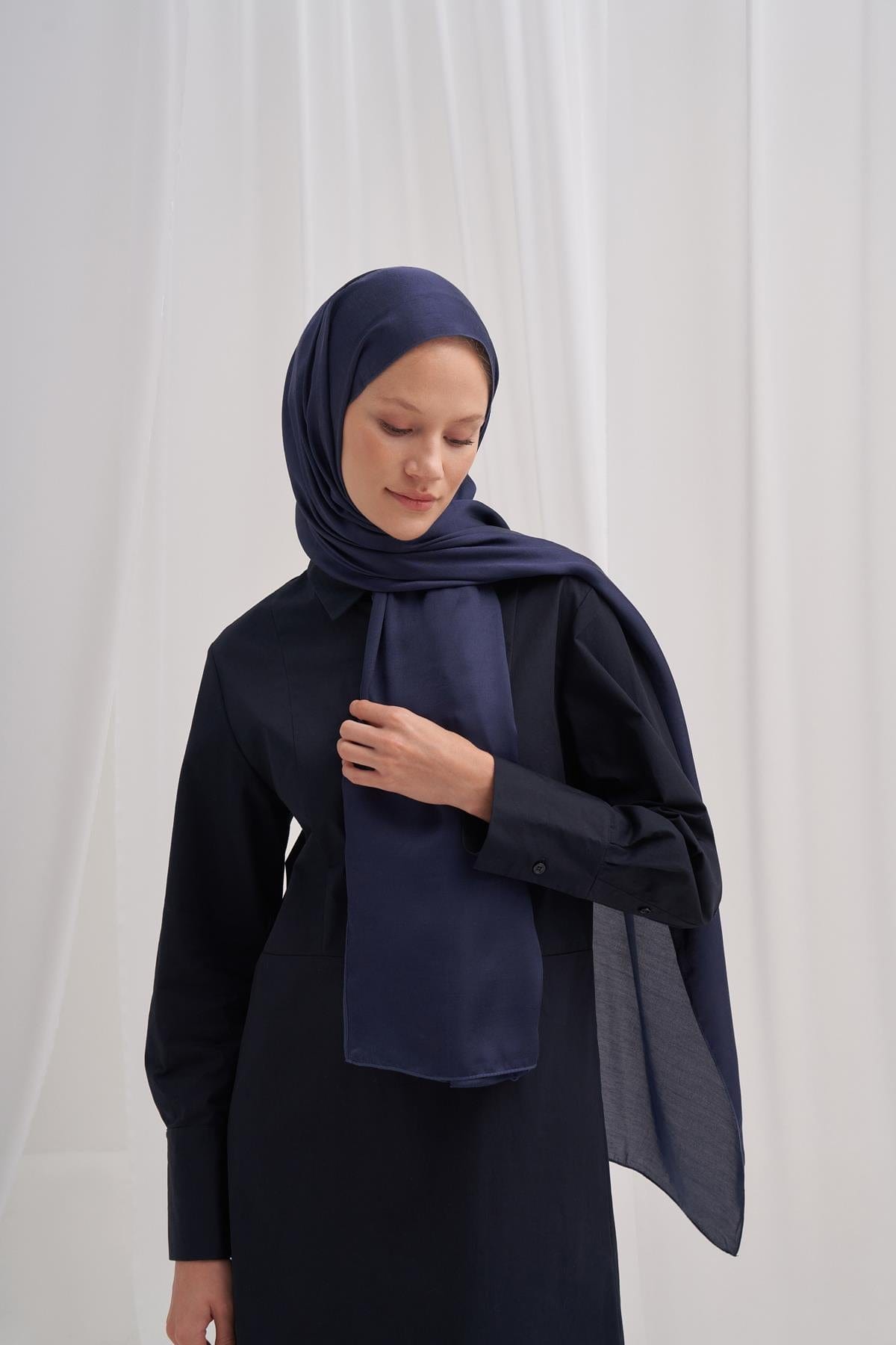 Chantouk Reversible Silk Scarf Dark Navy