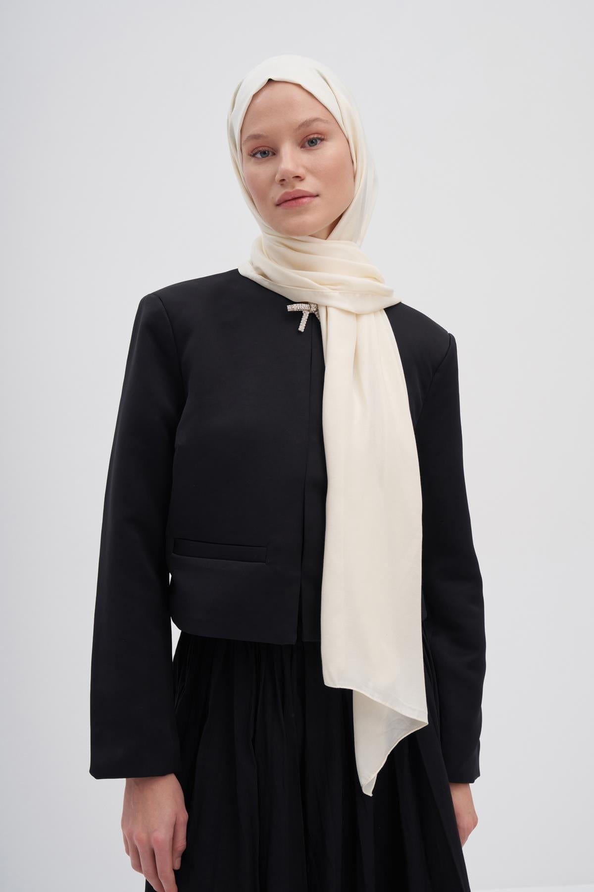 Chantouk Reversible Silk Scarf Pearl