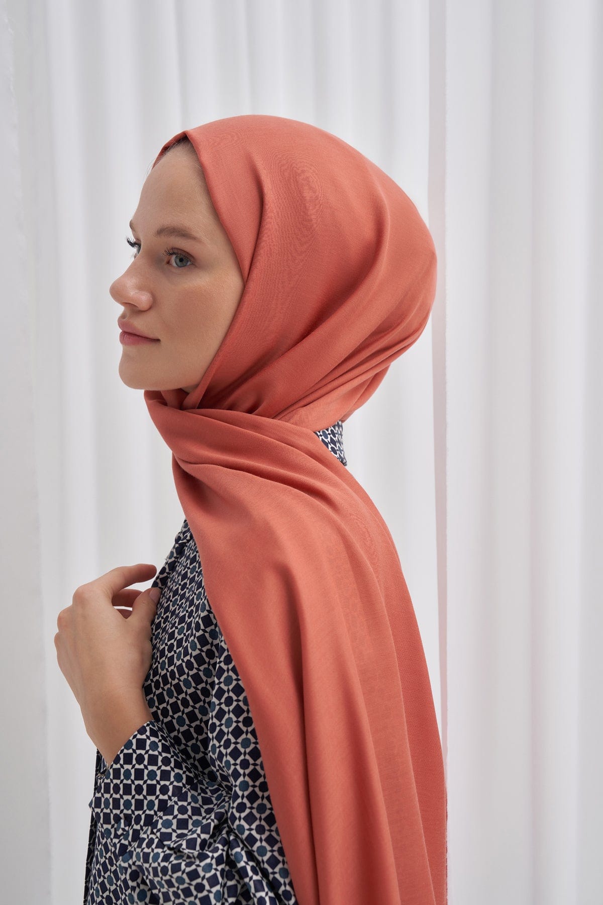 Chantouk Reversible Silk Scarf Tile