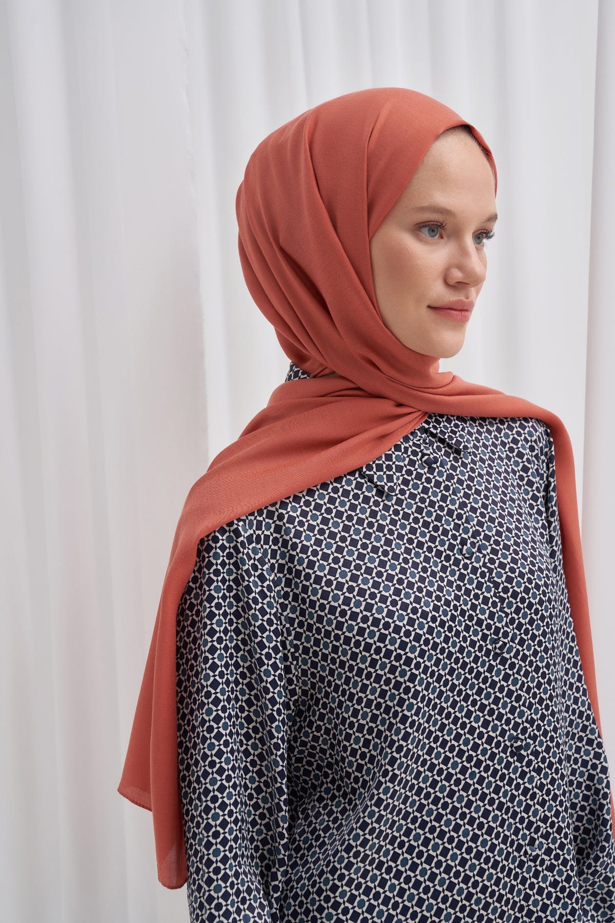 Chantouk Reversible Silk Scarf Tile