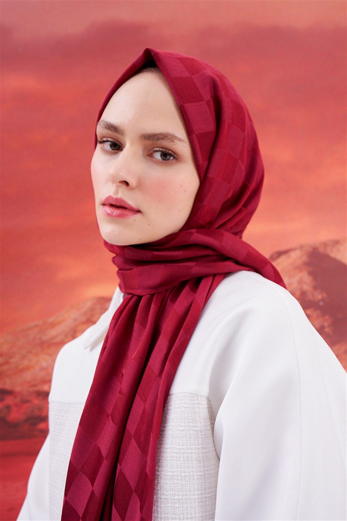 checkered-jacquard-italian-silk-scarf-burgundy-2704.jpg