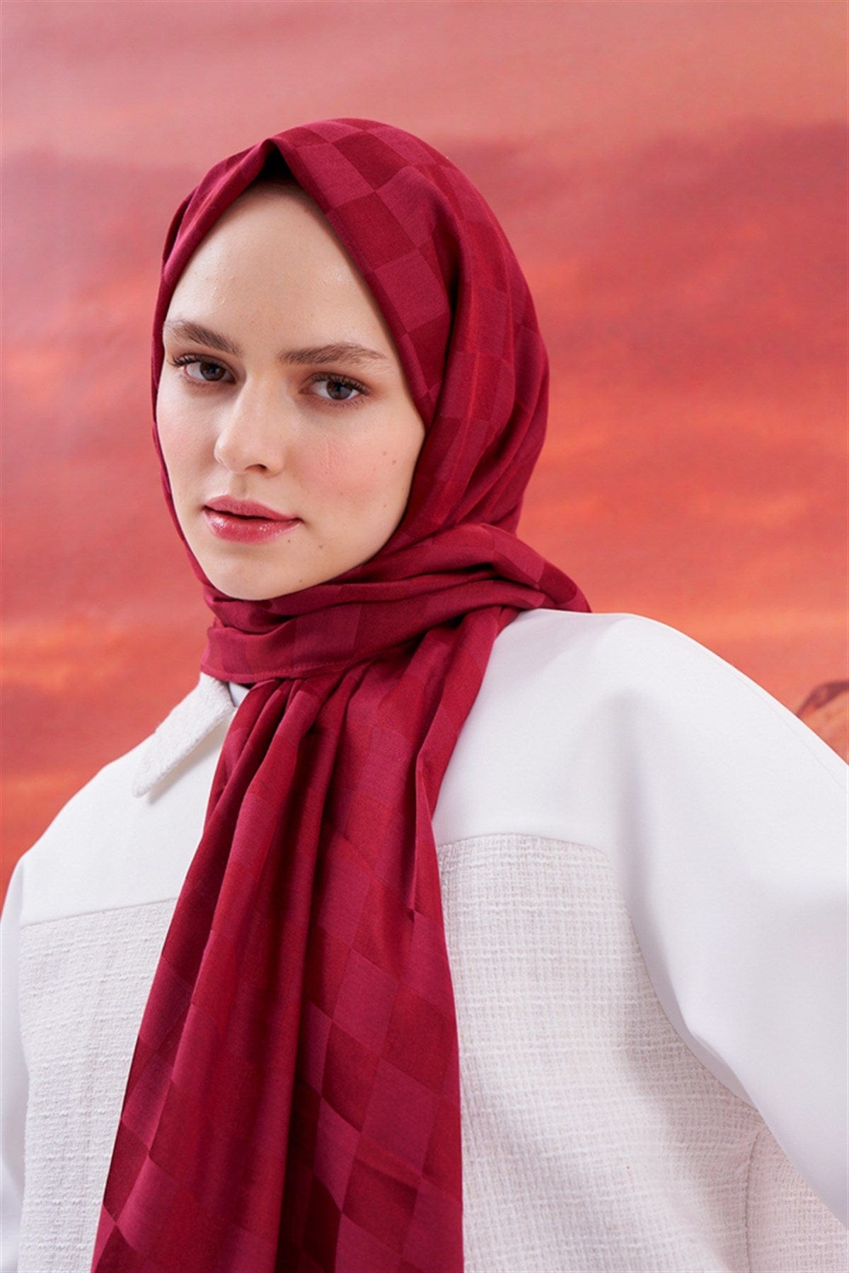 checkered-jacquard-italian-silk-scarf-burgundy-2705.jpg