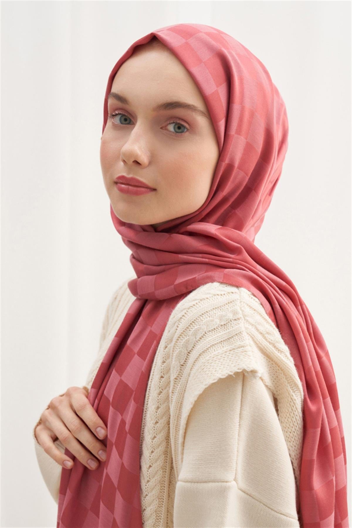 checkered-jacquard-italian-silk-scarf-coral-642.jpg