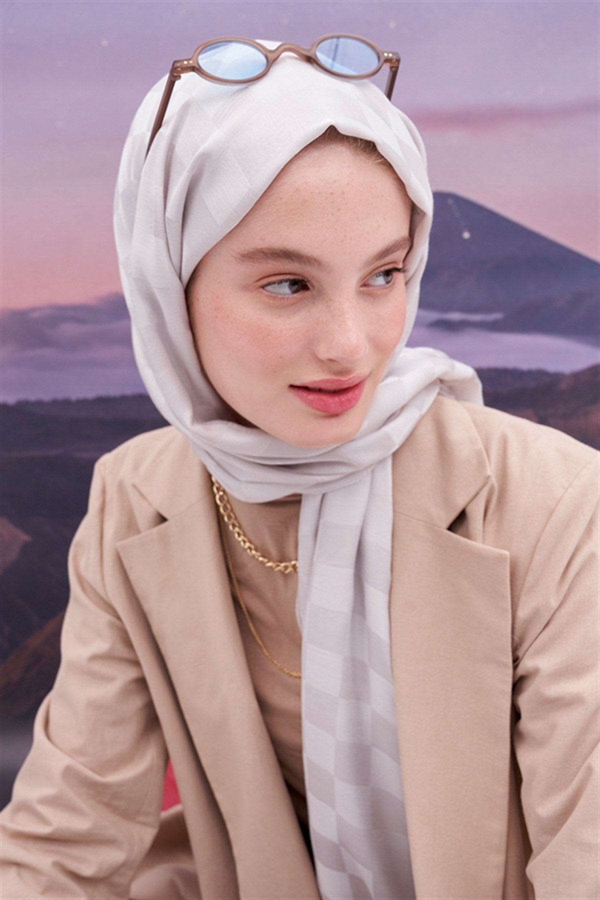 Checkered Jacquard Italian Silk Scarf Silver