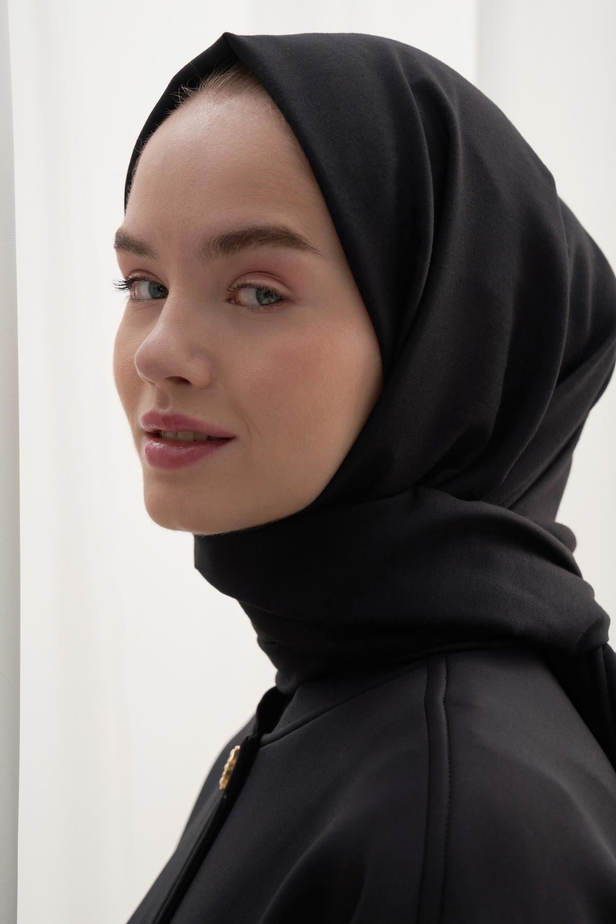 Compact Soft Scarf Black