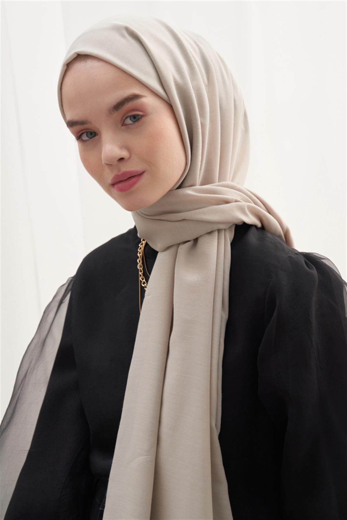 Compact Soft Scarf Camel