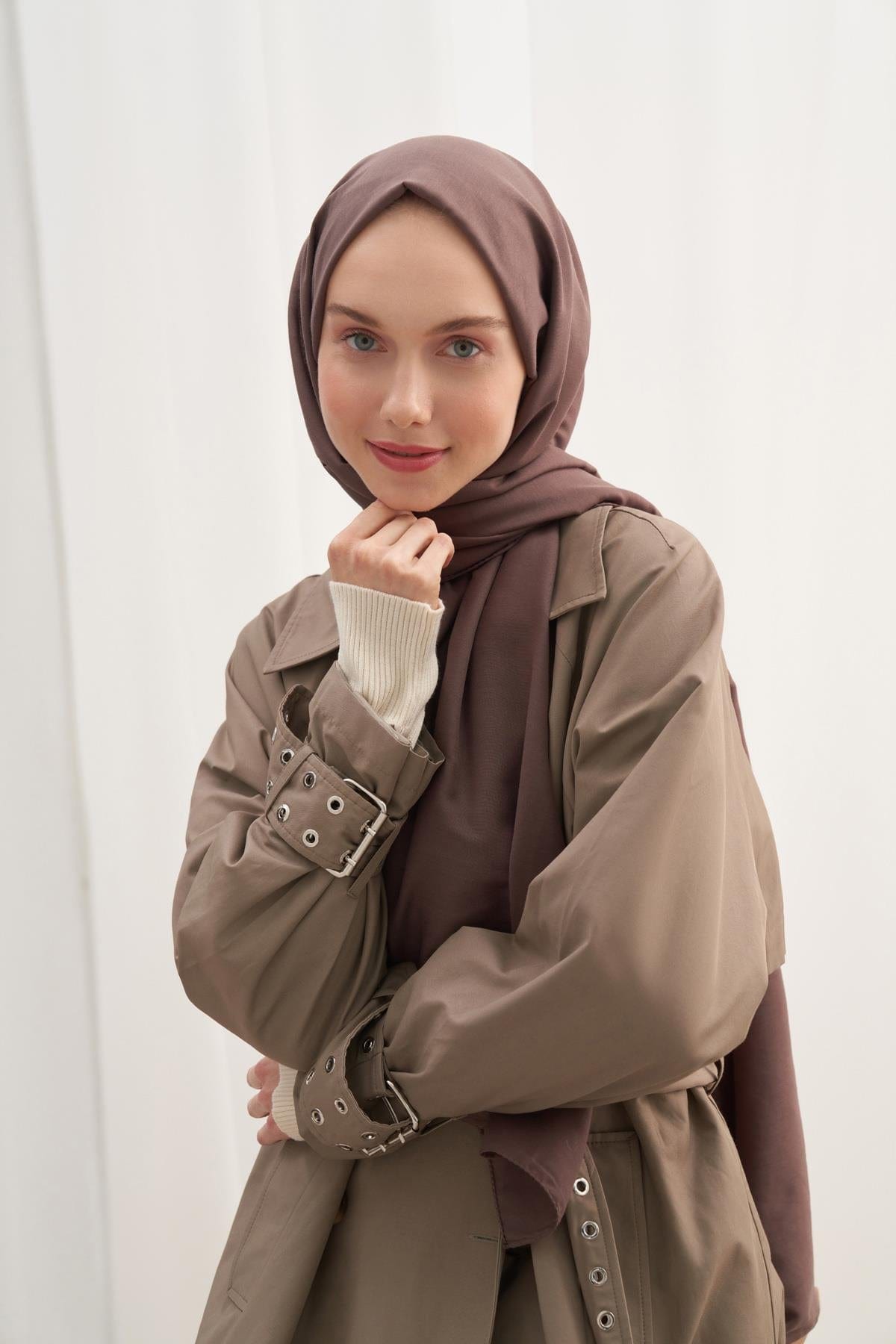 compact-soft-scarf-soft-brown-1763.jpg