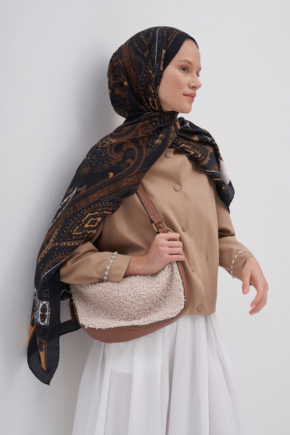 Deep Early Silk Scarf Caramel