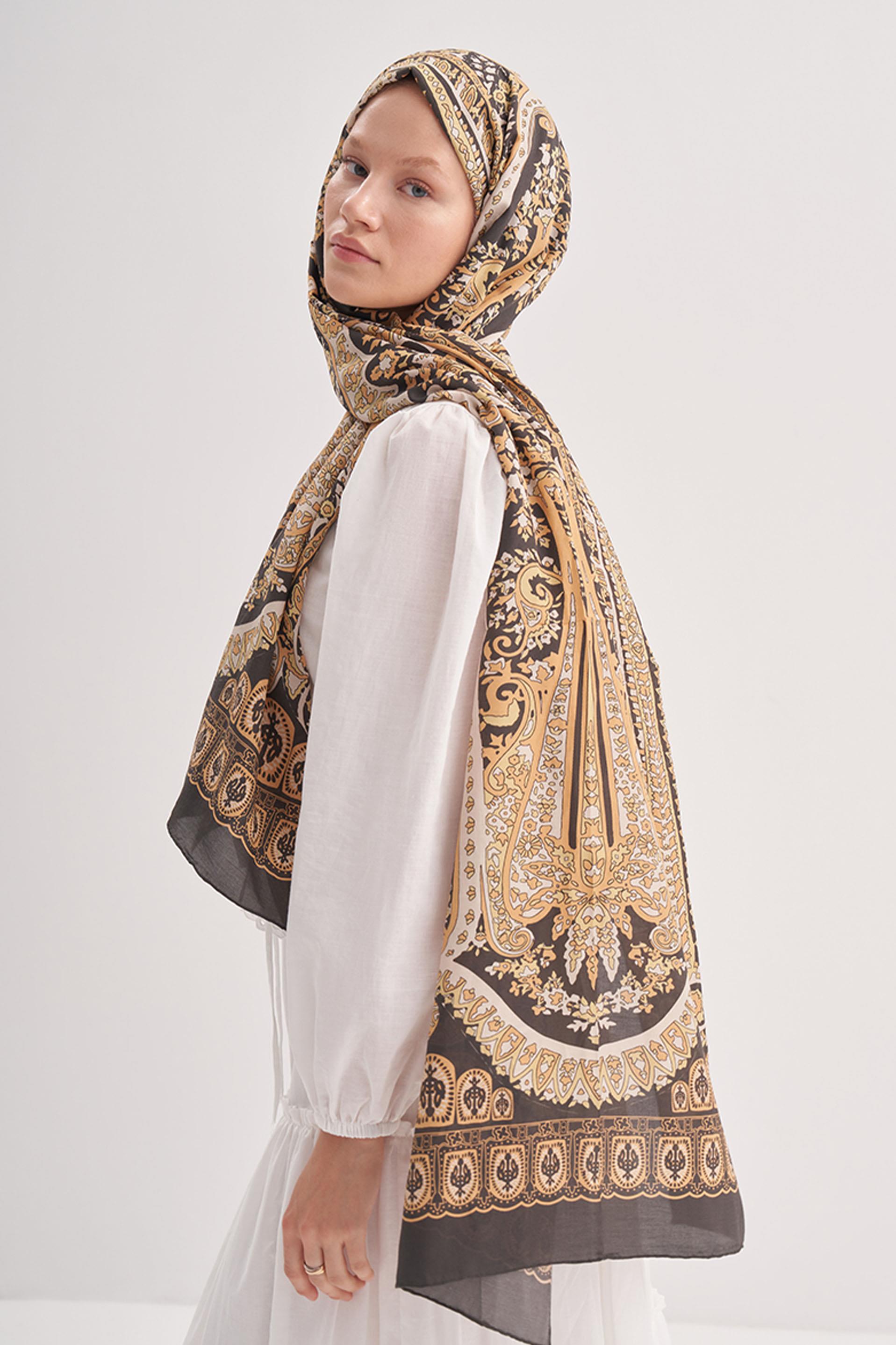 Desert Comfy Silk Scarf Brown