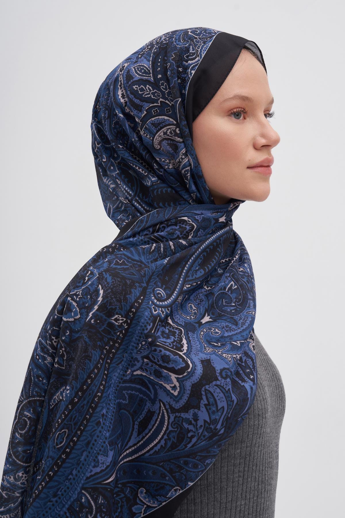 Diamond Nilla Cotton Scarf Deep Blue