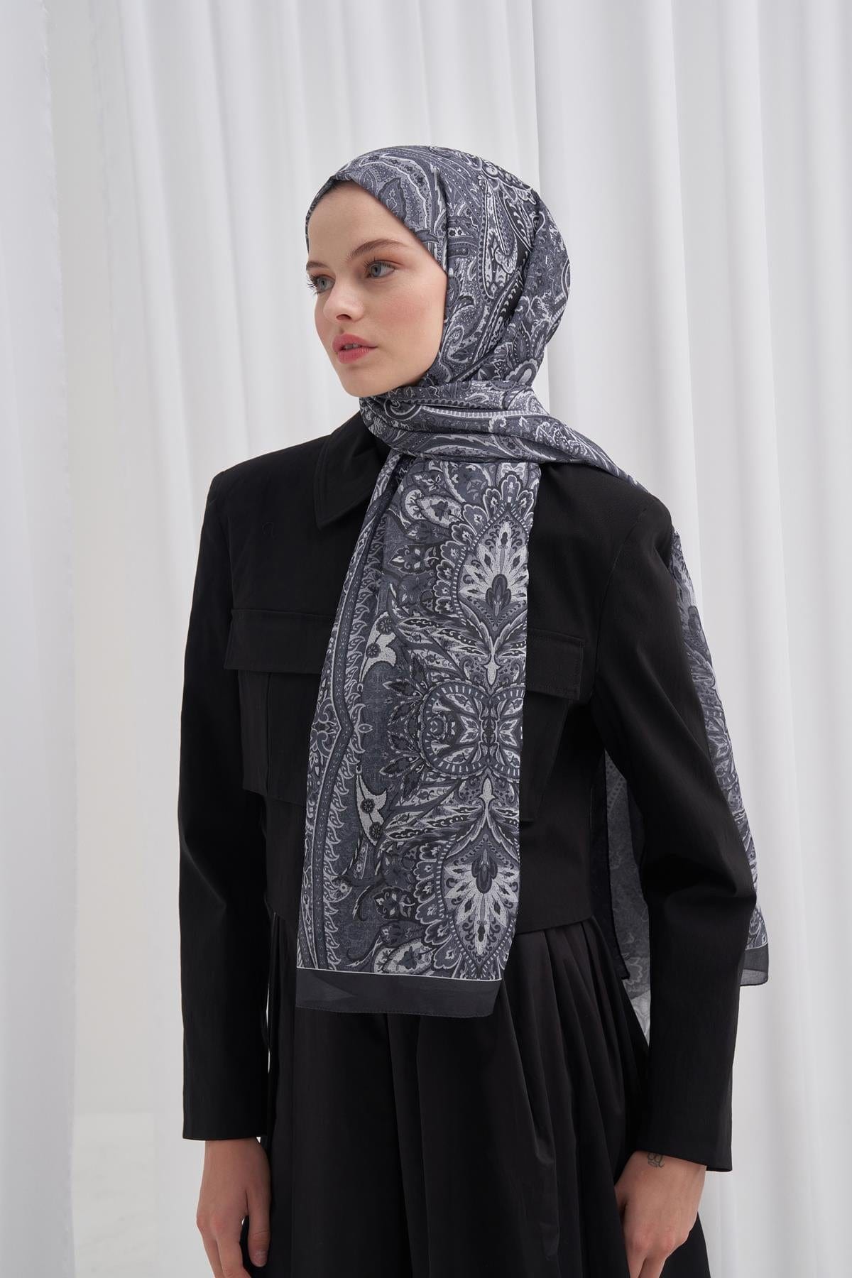 diamond-nilla-cotton-scarf-gray-3180.jpg